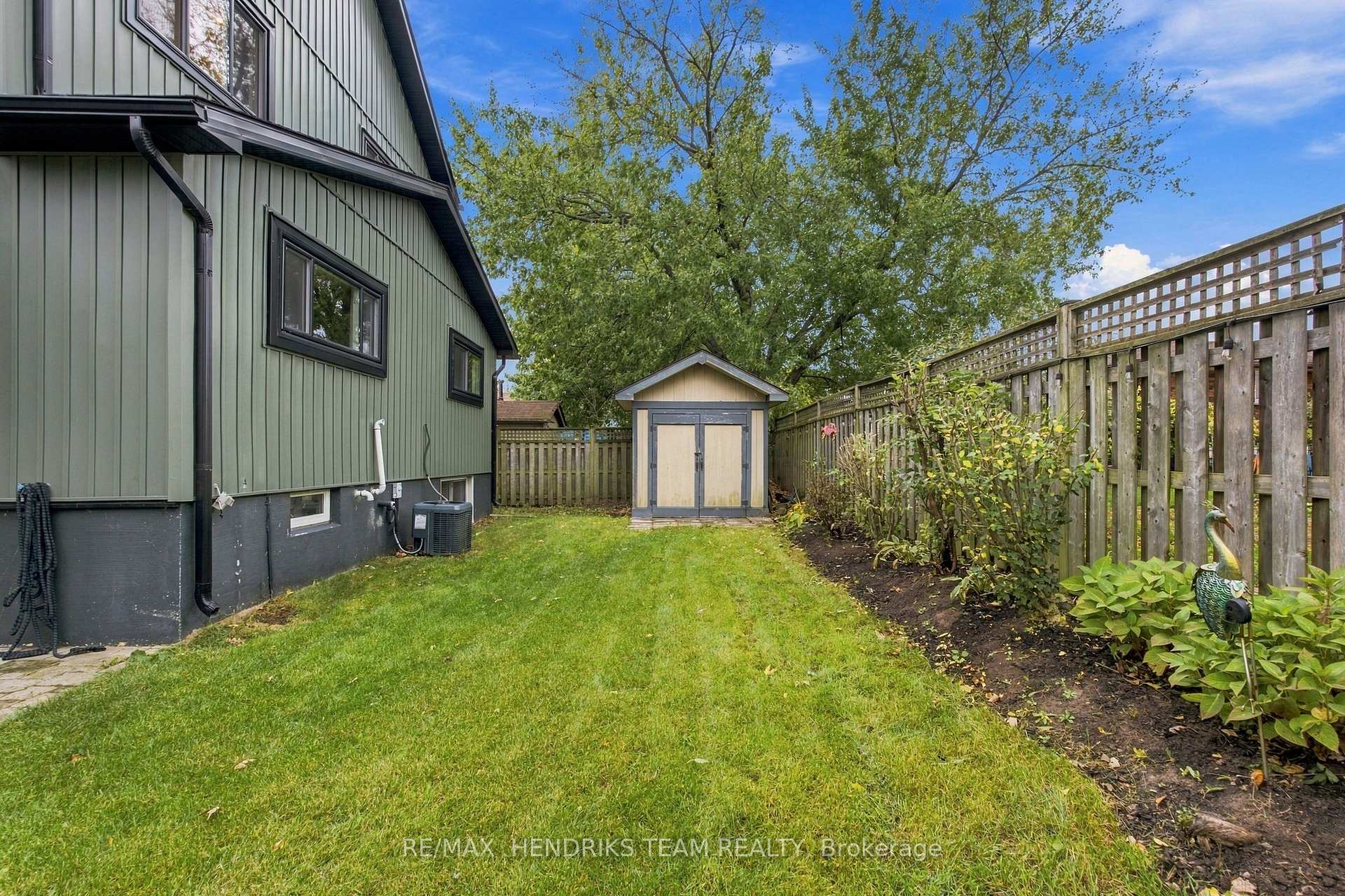 Photo 38 of 94 Bellingham Drive, Hamilton, Lawfield — HOMEH