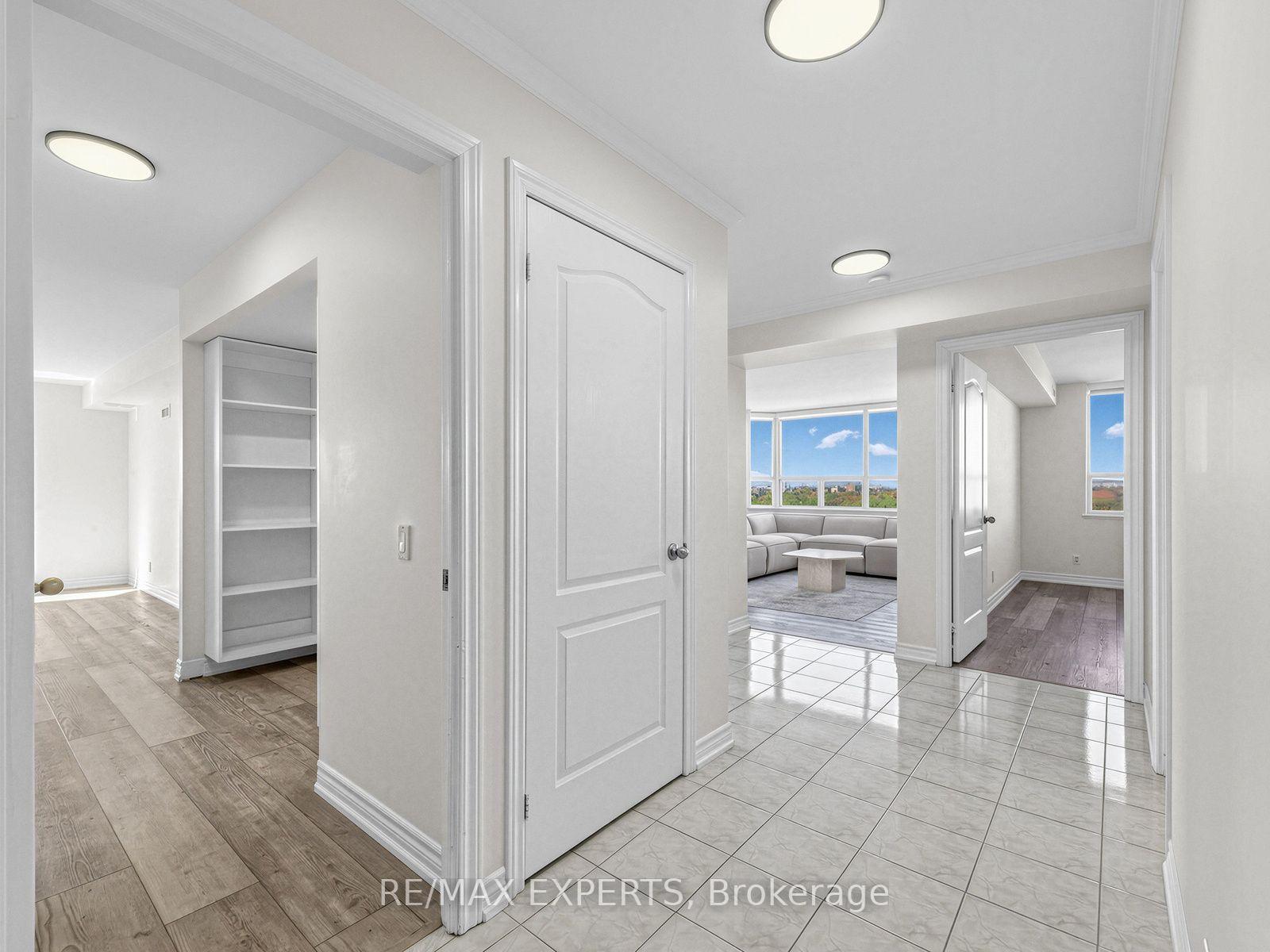 Photo 4 of Unit 1509, 265 Ridley Boulevard, Toronto, Bedford Park-Nortown — HOMEH