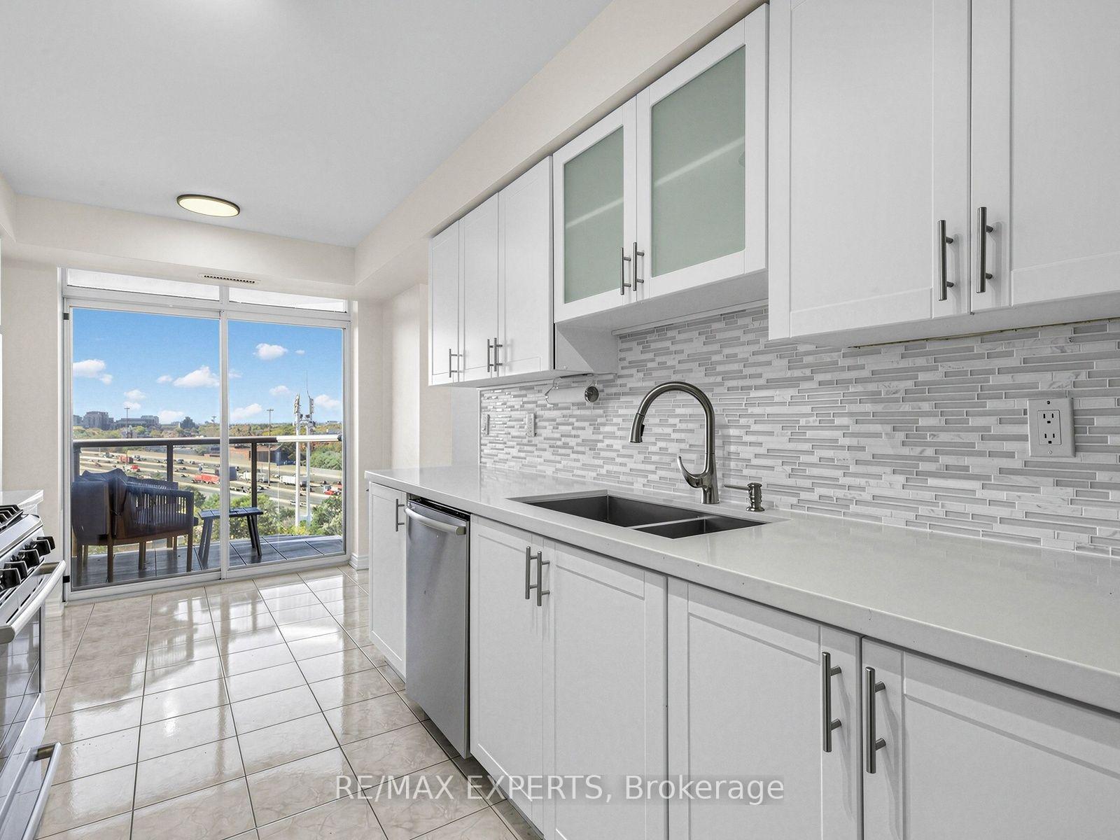 Photo 13 of Unit 1509, 265 Ridley Boulevard, Toronto, Bedford Park-Nortown — HOMEH