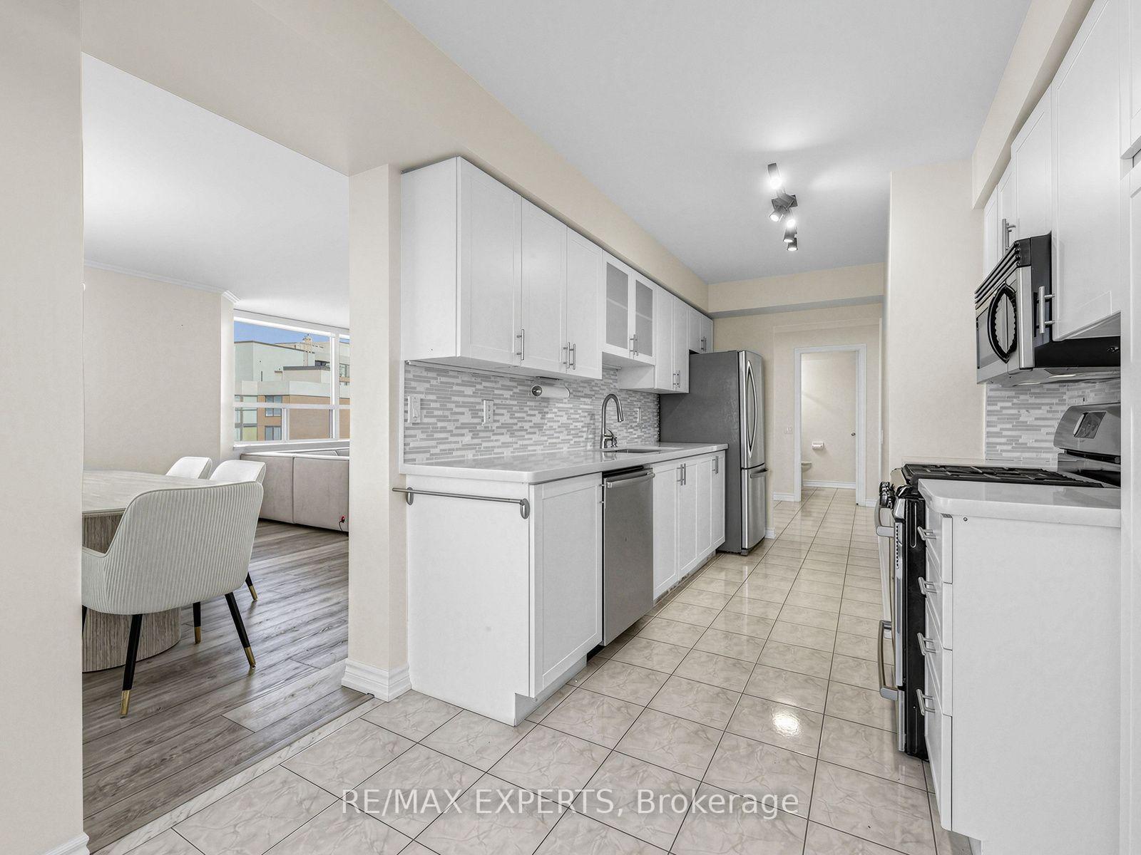 Photo 16 of Unit 1509, 265 Ridley Boulevard, Toronto, Bedford Park-Nortown — HOMEH