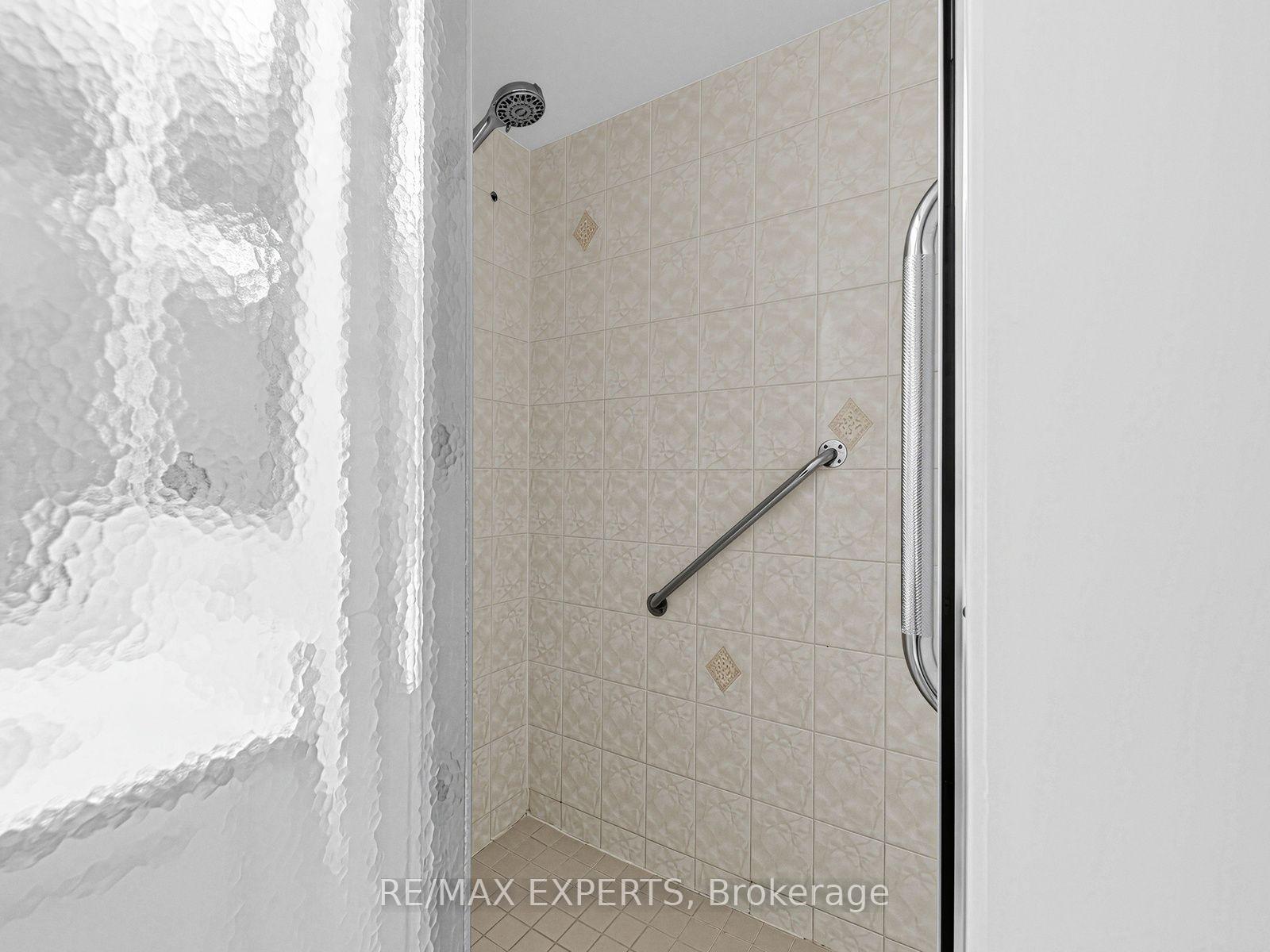 Photo 23 of Unit 1509, 265 Ridley Boulevard, Toronto, Bedford Park-Nortown — HOMEH