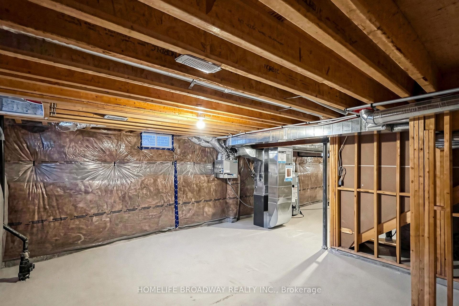 Photo 36 of 60 Crofting Crescent, Markham, Wismer — HOMEH