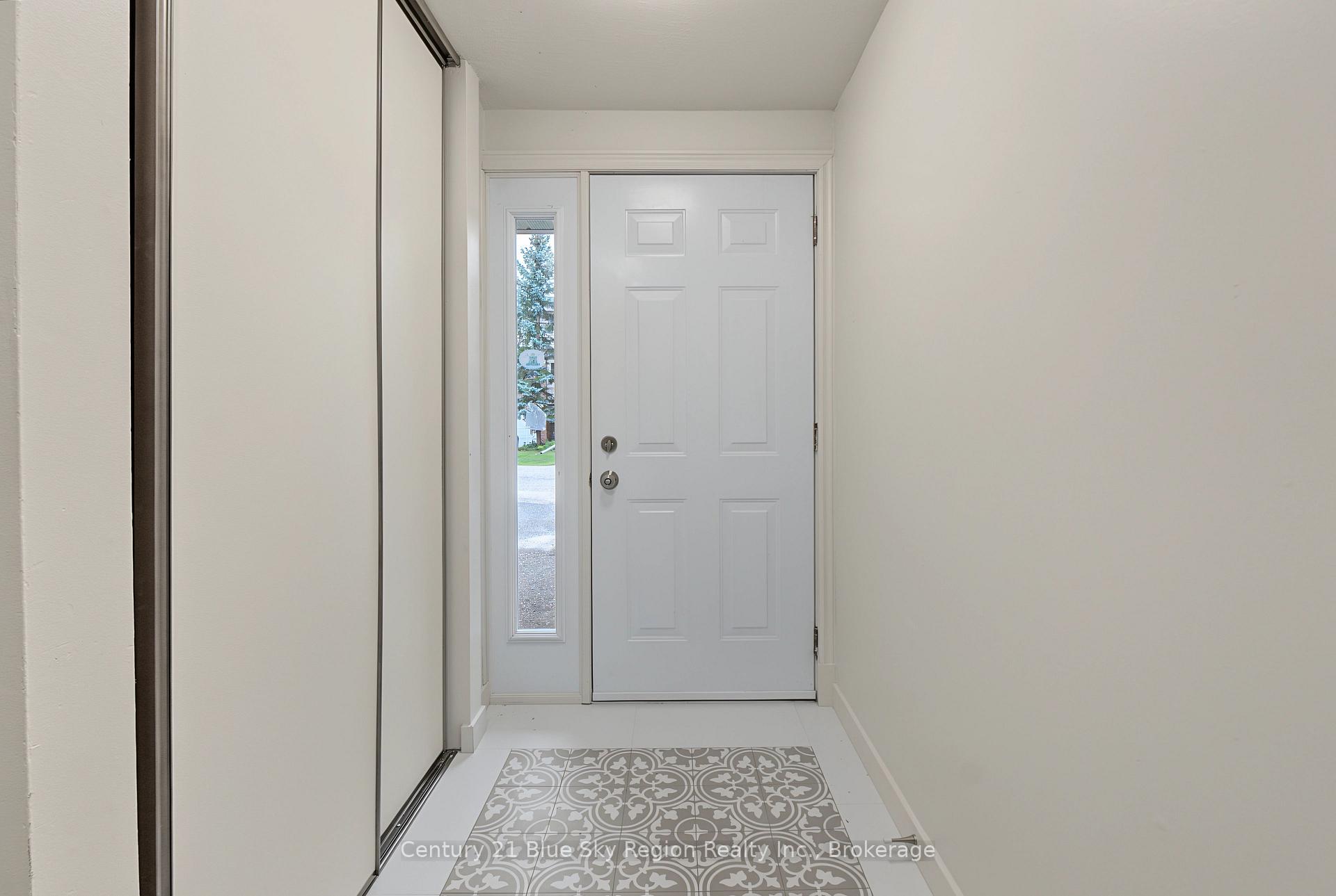 Photo 2 of Unit 24, 644 Lakeshore Drive, North Bay, Ferris — HOMEH