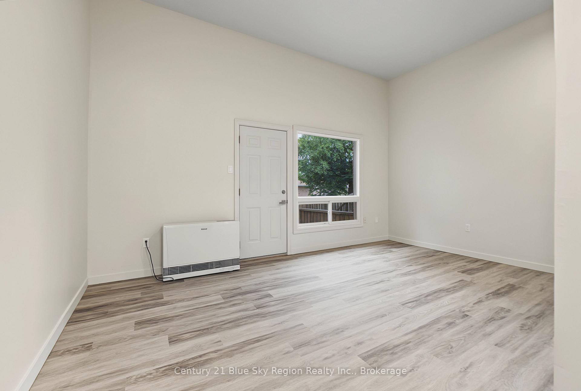Photo 3 of Unit 24, 644 Lakeshore Drive, North Bay, Ferris — HOMEH