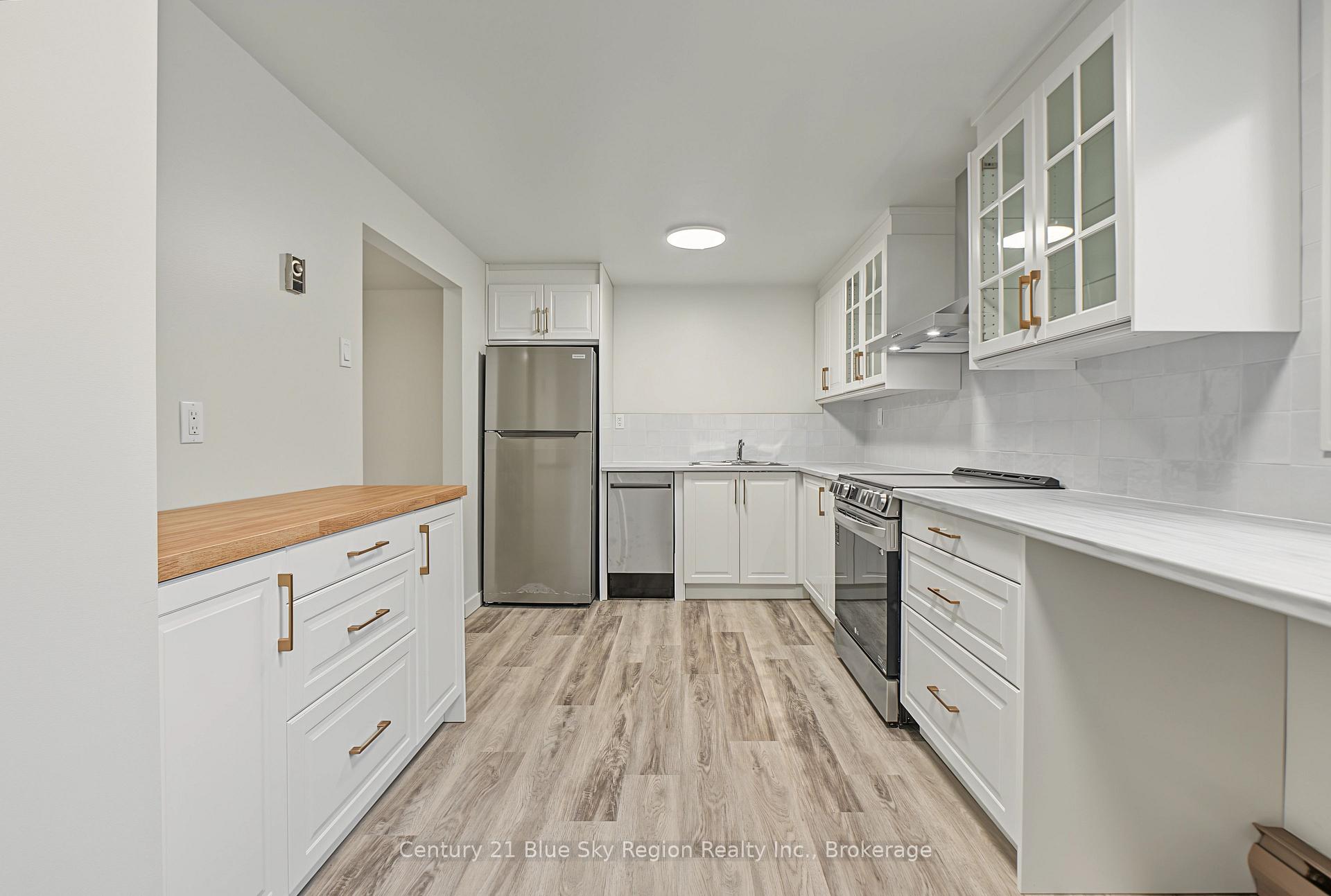 Photo 6 of Unit 24, 644 Lakeshore Drive, North Bay, Ferris — HOMEH