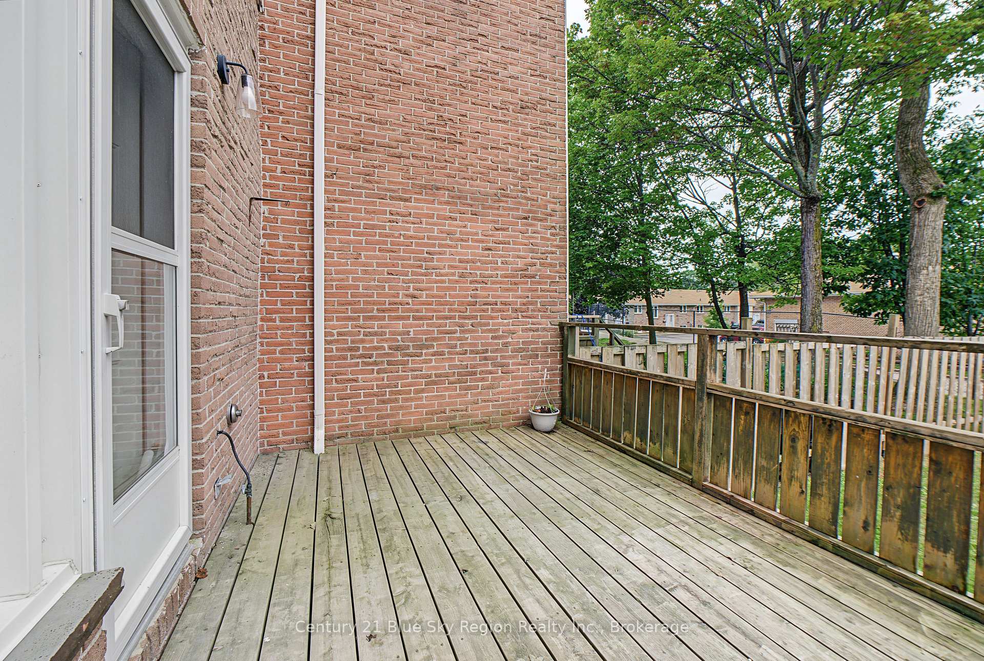 Photo 27 of Unit 24, 644 Lakeshore Drive, North Bay, Ferris — HOMEH