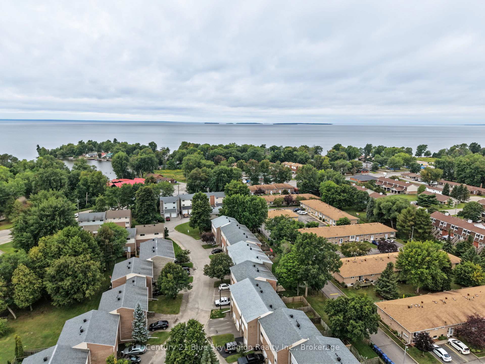 Photo 33 of Unit 24, 644 Lakeshore Drive, North Bay, Ferris — HOMEH
