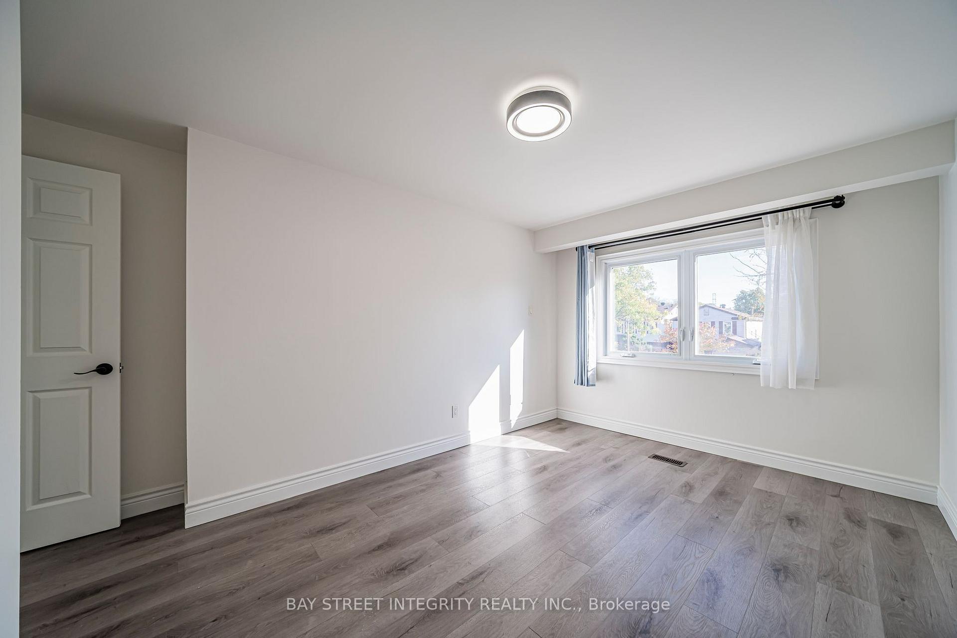 Photo 36 of 28 Fawndale Crescent, Scarborough, Steeles — HOMEH