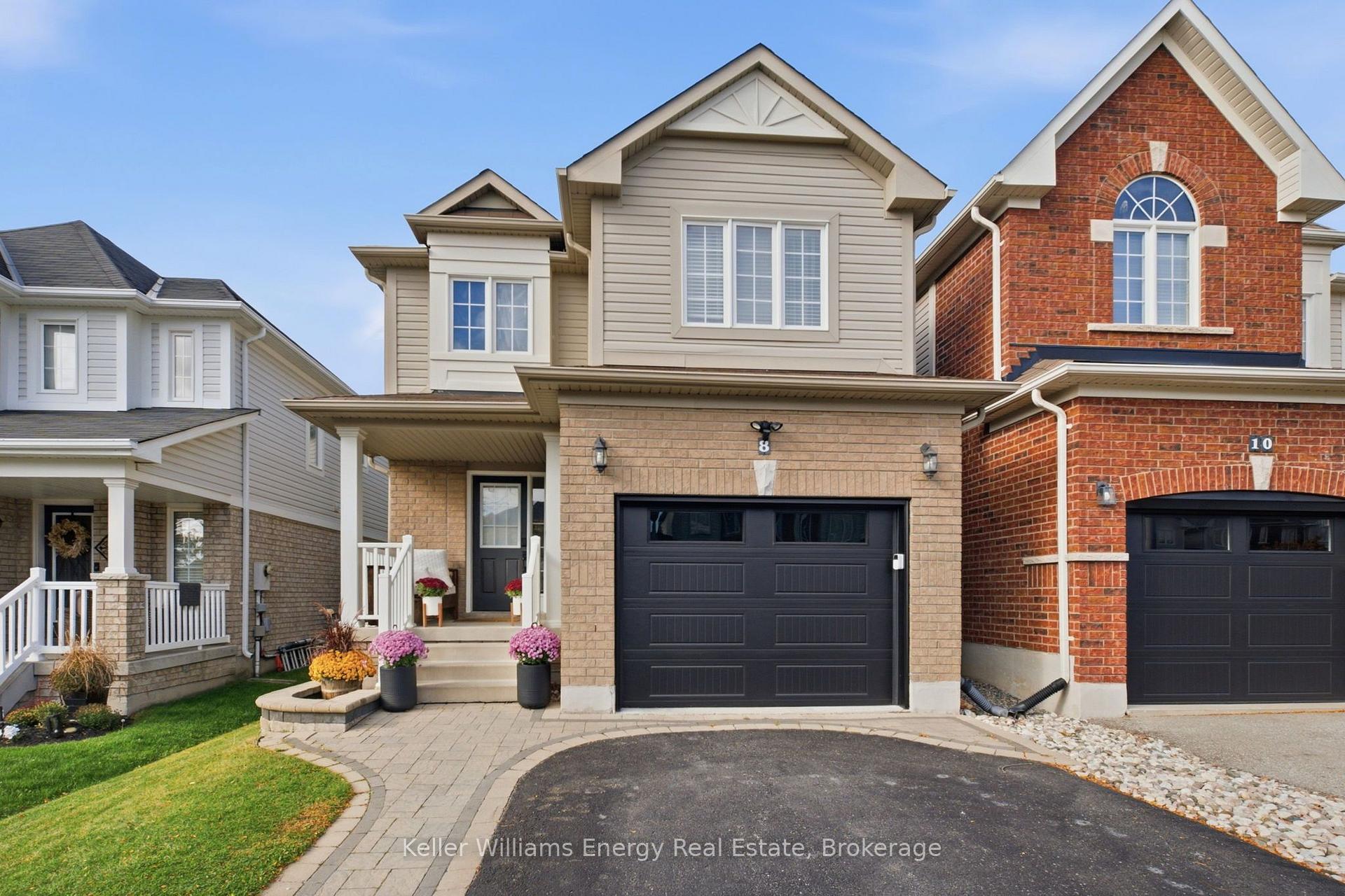 Photo 1 of 8 Quackenbush Street, Clarington, Bowmanville — HOMEH