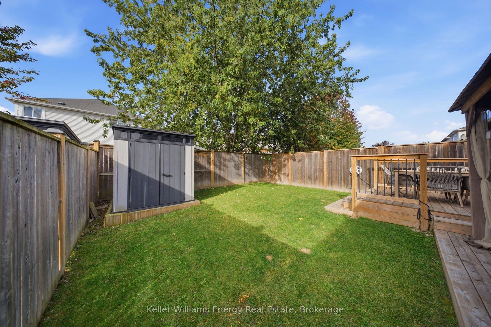Photo 38 of 8 Quackenbush Street, Clarington, Bowmanville — HOMEH
