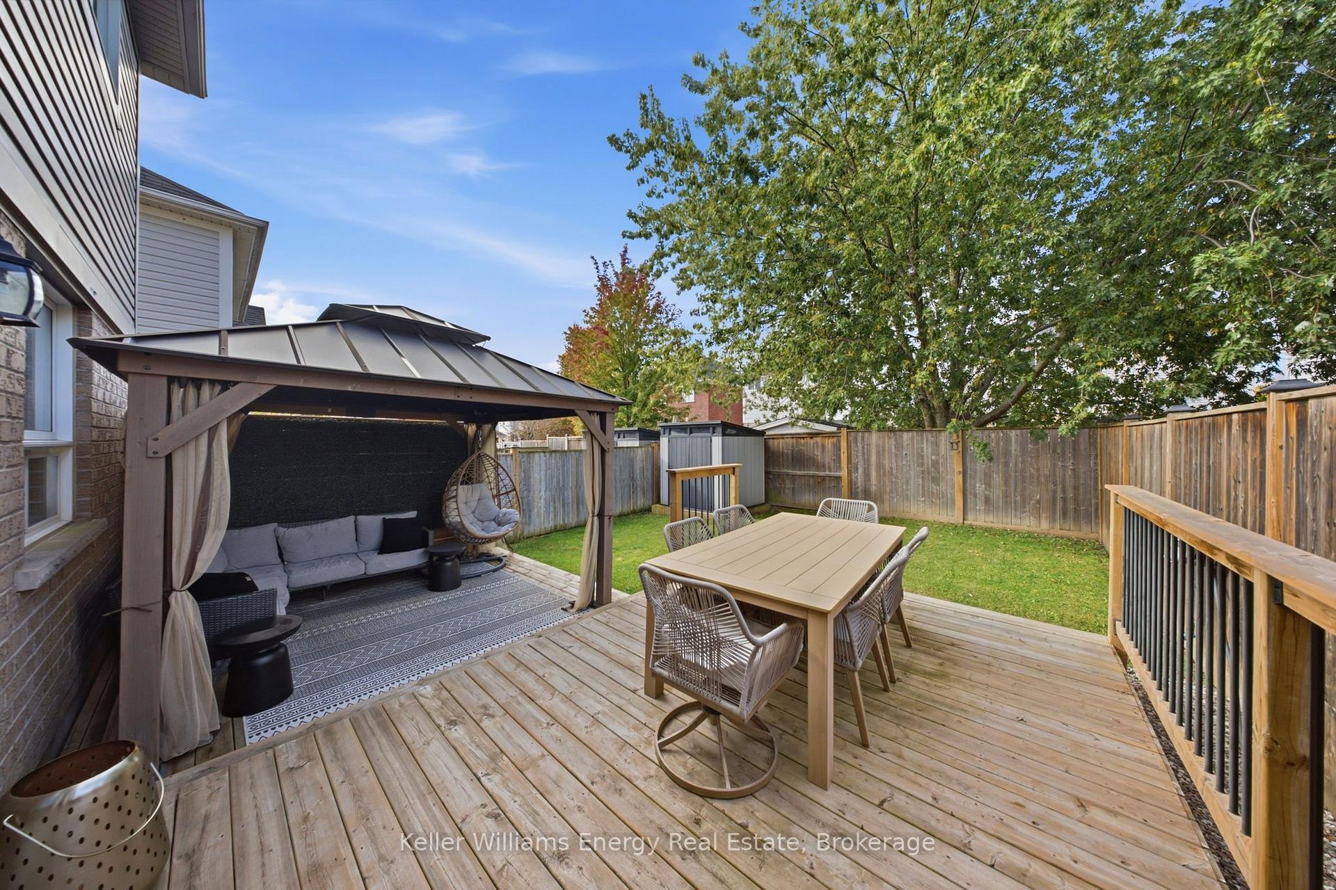Photo 42 of 8 Quackenbush Street, Clarington, Bowmanville — HOMEH