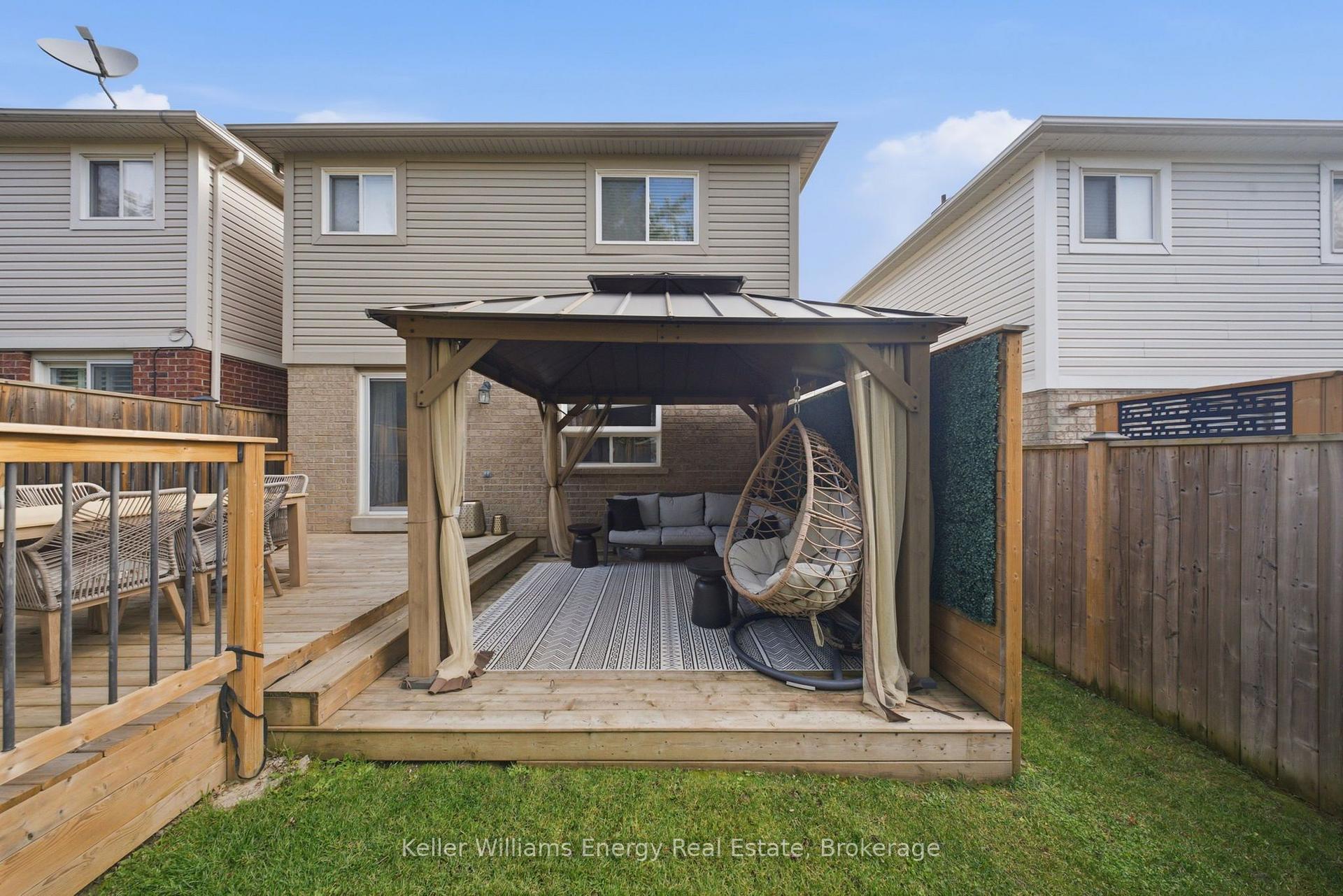 Photo 46 of 8 Quackenbush Street, Clarington, Bowmanville — HOMEH