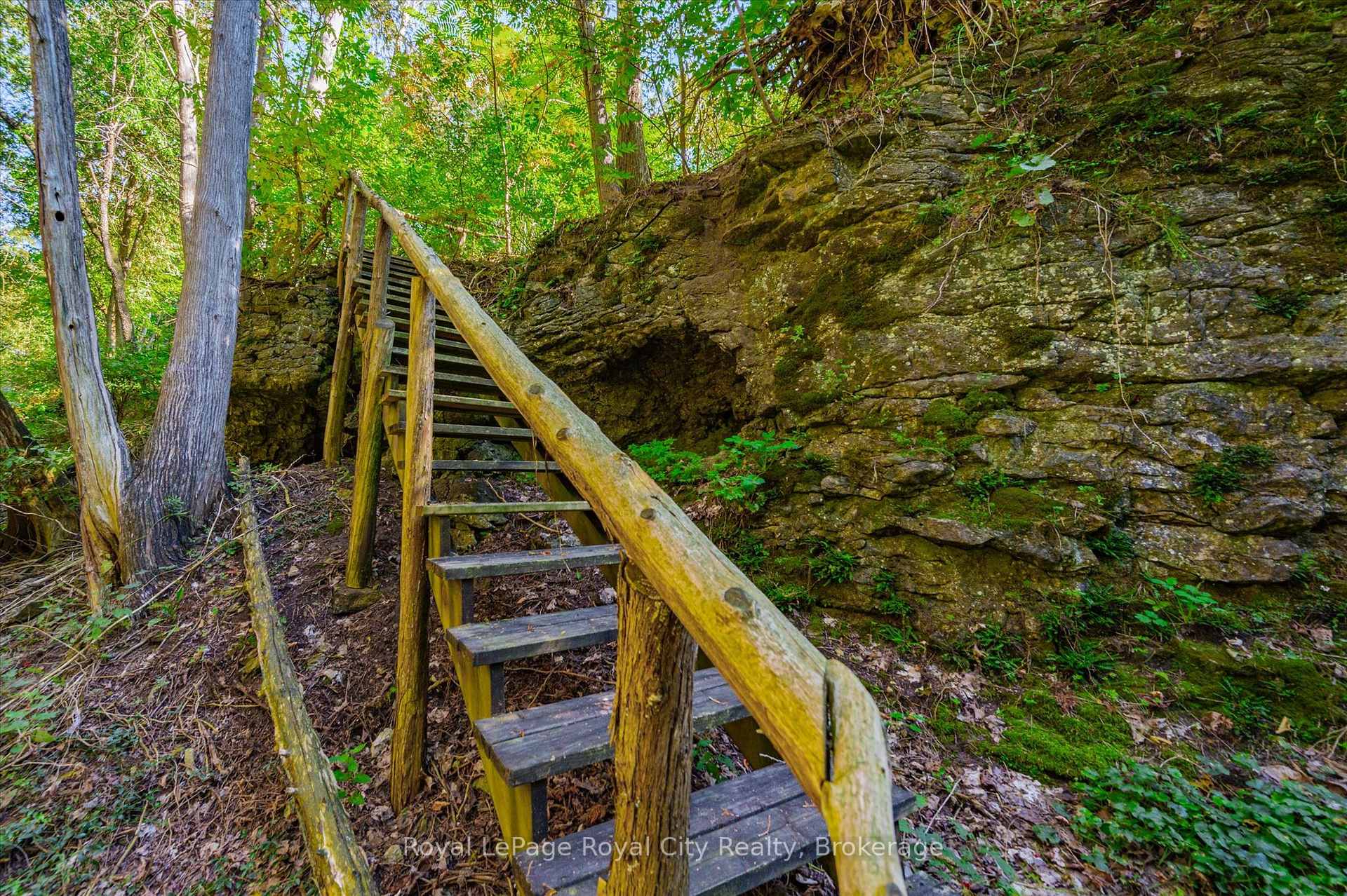 Photo 40 of 168 South River Road, Centre Wellington, Elora/Salem — HOMEH