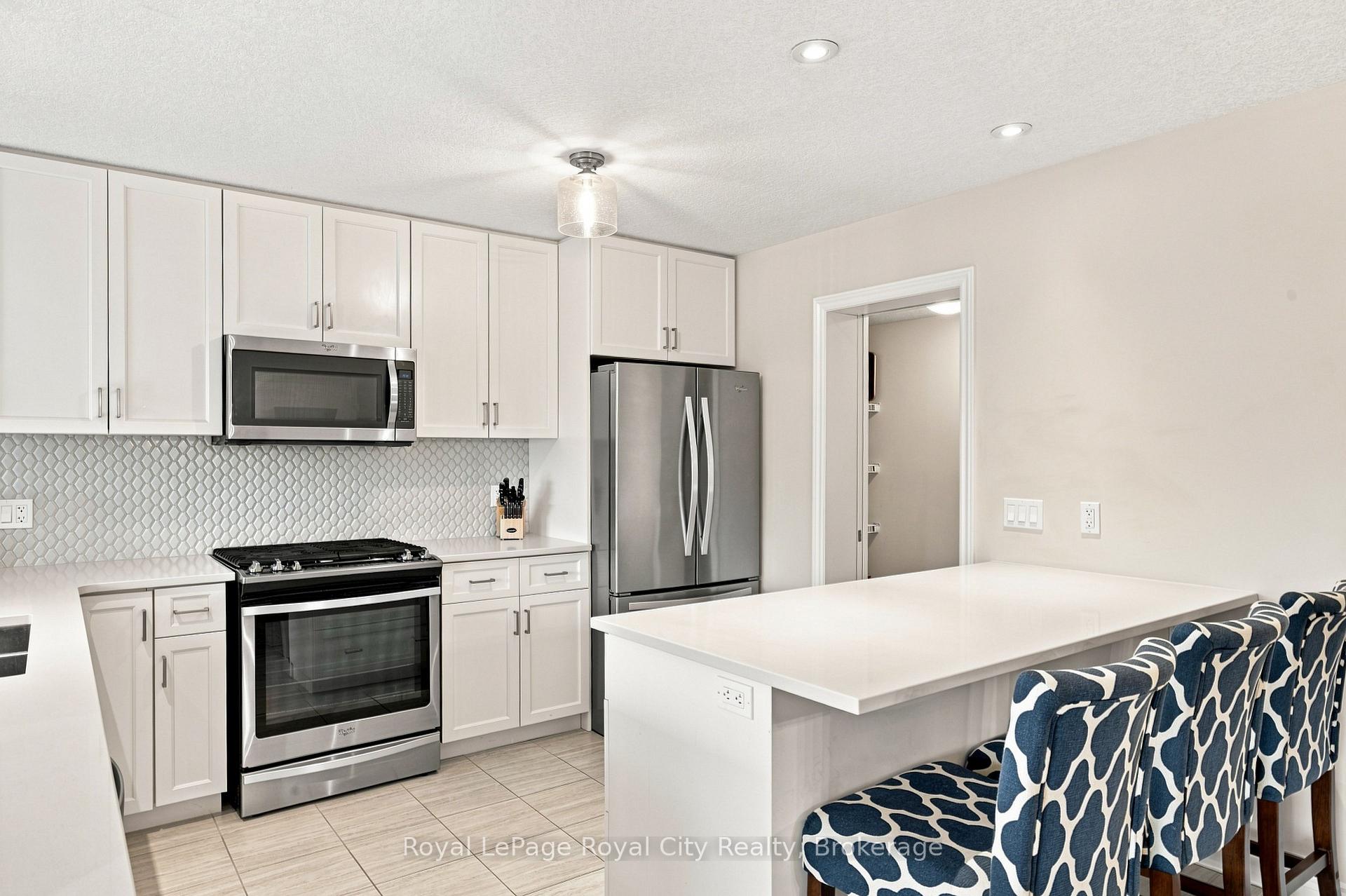 Photo 8 of 558 Starwood Drive, Guelph, Grange Road — HOMEH