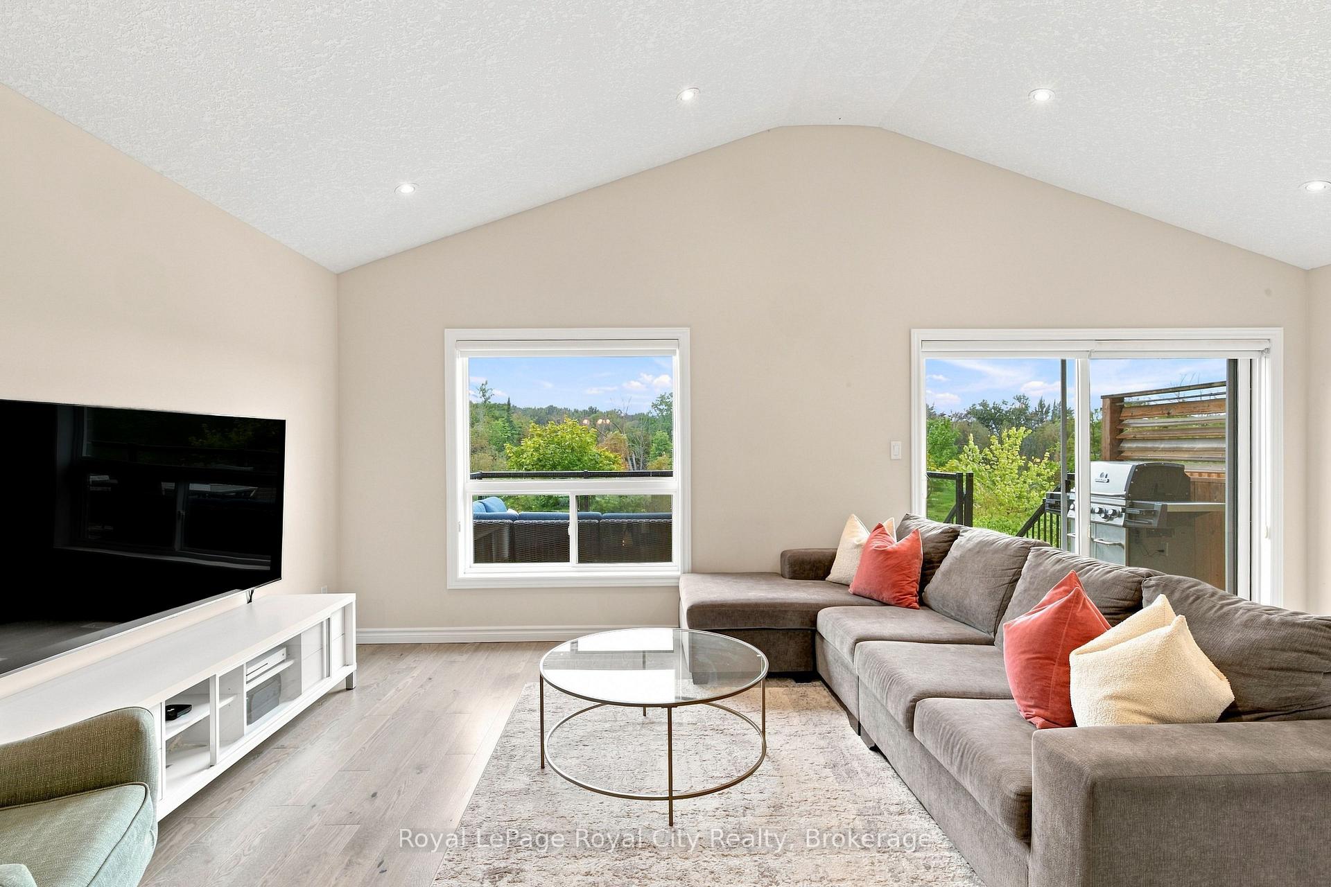 Photo 14 of 558 Starwood Drive, Guelph, Grange Road — HOMEH