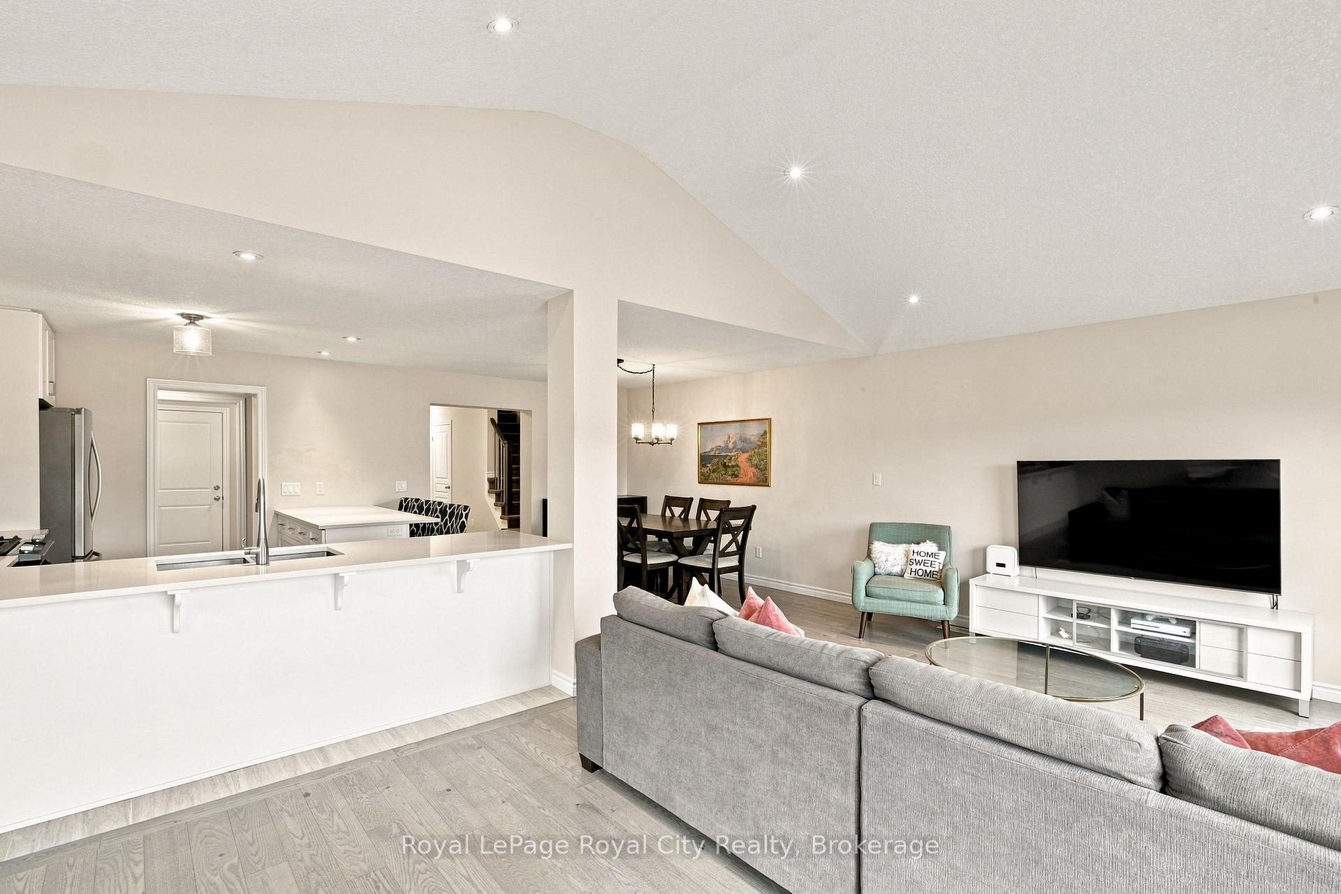 Photo 15 of 558 Starwood Drive, Guelph, Grange Road — HOMEH