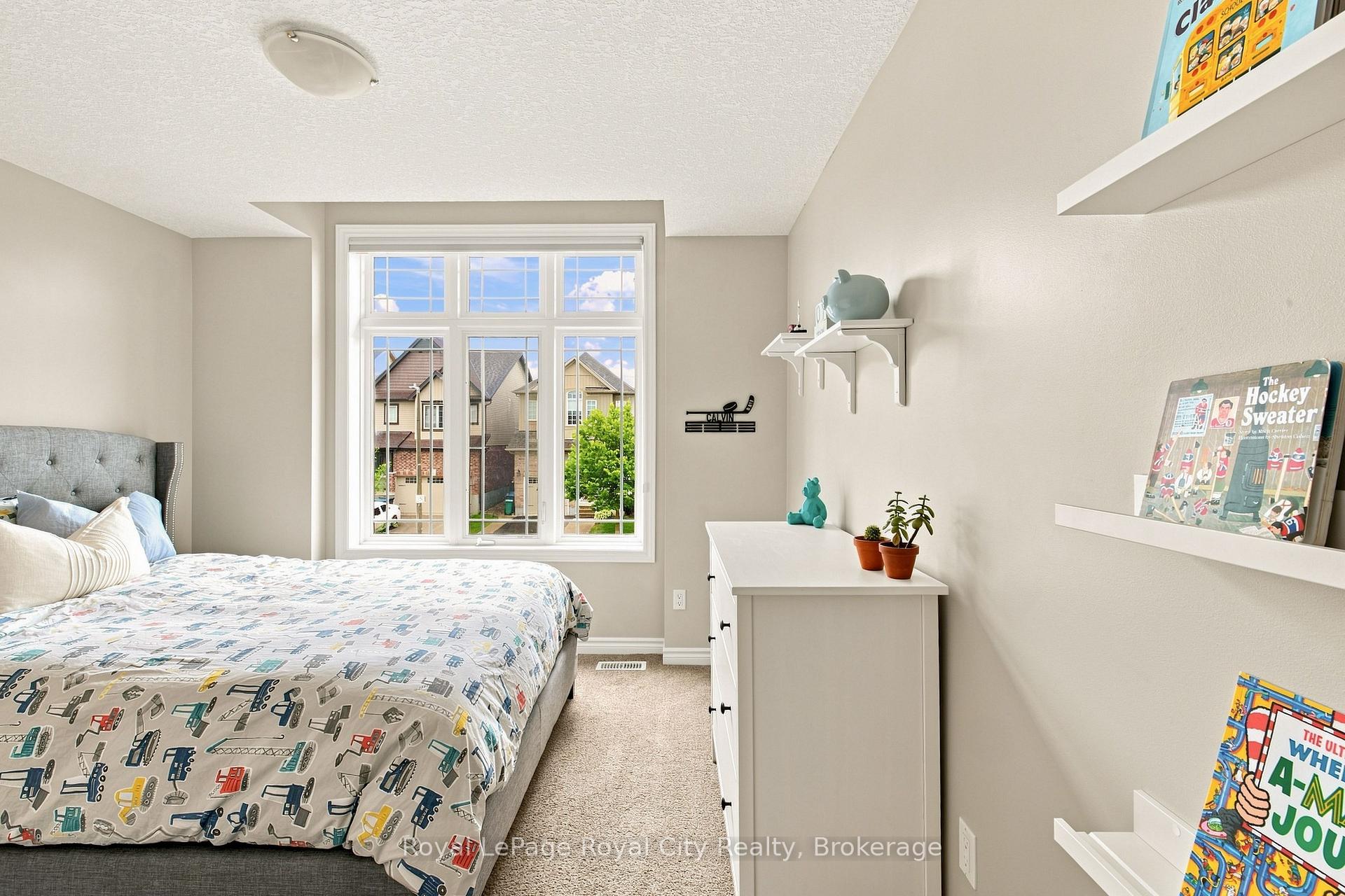 Photo 24 of 558 Starwood Drive, Guelph, Grange Road — HOMEH