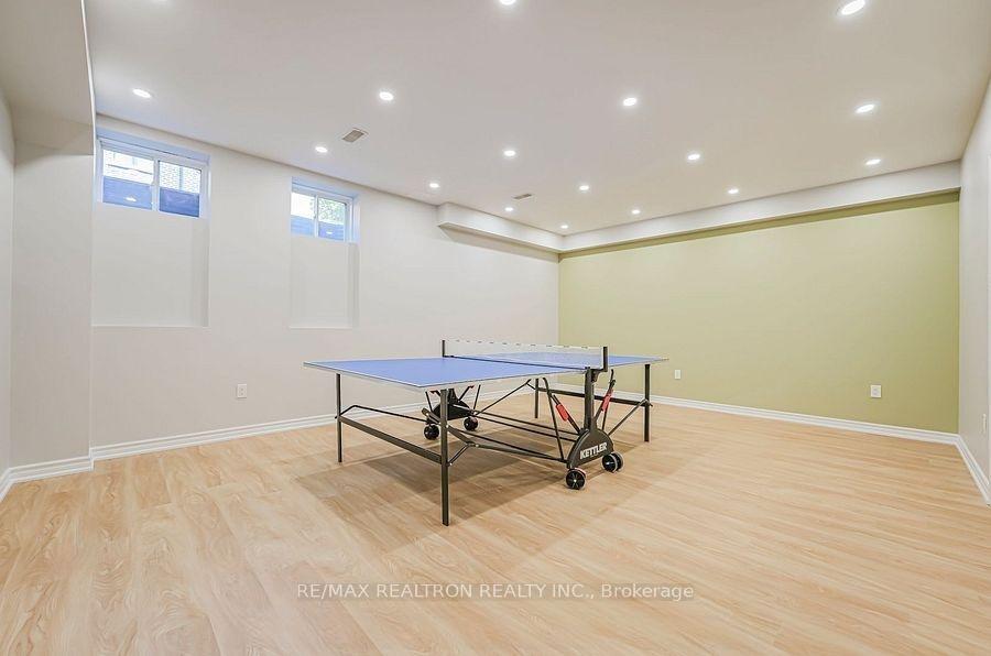 Photo 32 of 30 Vaudeville Drive, Etobicoke, Alderwood — HOMEH
