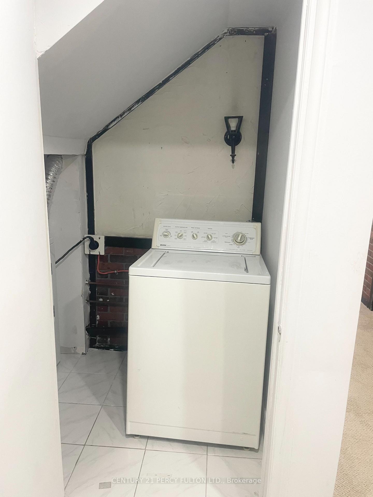 Photo 10 of Unit Bsmt, 26 Flintwick Drive, Scarborough, Bendale — HOMEH