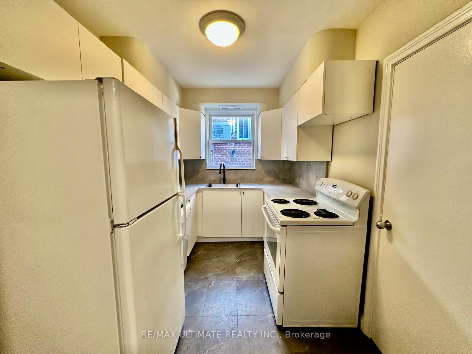 Photo 4 of Unit 3, 5 Warwick Avenue, Toronto, Humewood-Cedarvale — HOMEH