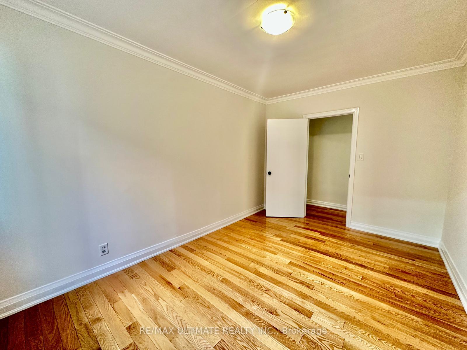Photo 8 of Unit 3, 5 Warwick Avenue, Toronto, Humewood-Cedarvale — HOMEH