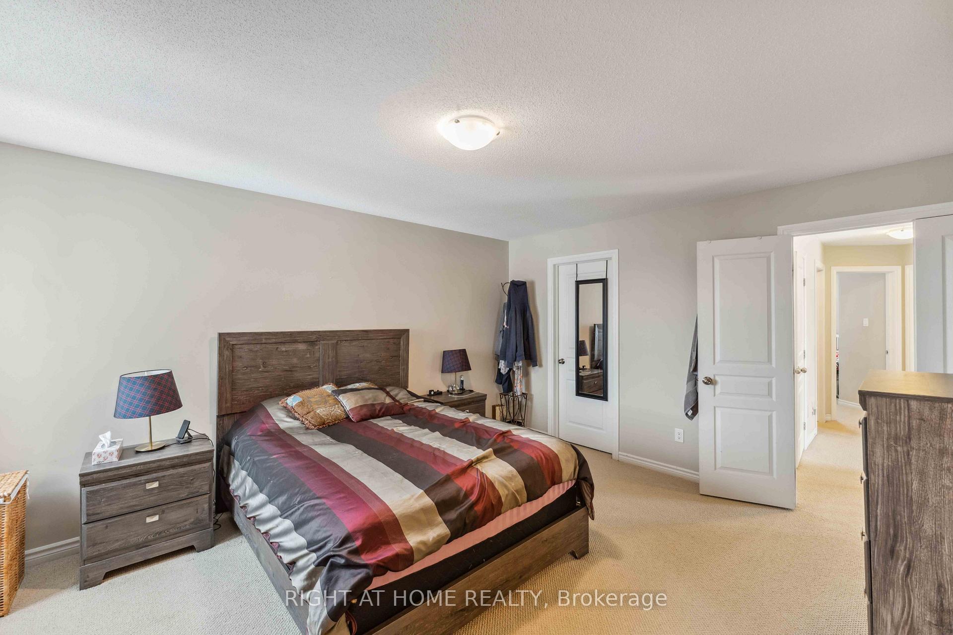 Photo 27 of 300 Cooks Mill Crescent, Ottawa, Riverside South — HOMEH