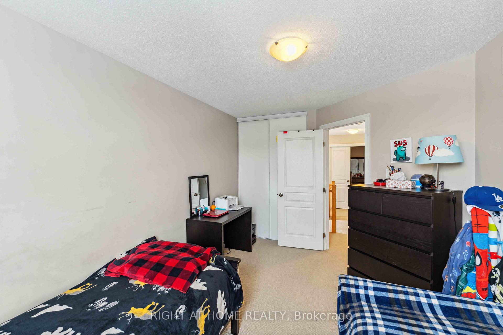 Photo 35 of 300 Cooks Mill Crescent, Ottawa, Riverside South — HOMEH