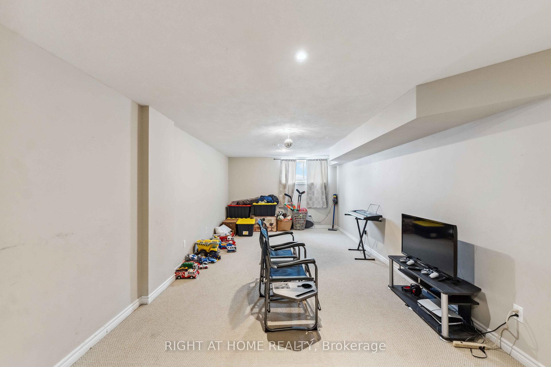 Photo 42 of 300 Cooks Mill Crescent, Ottawa, Riverside South — HOMEH