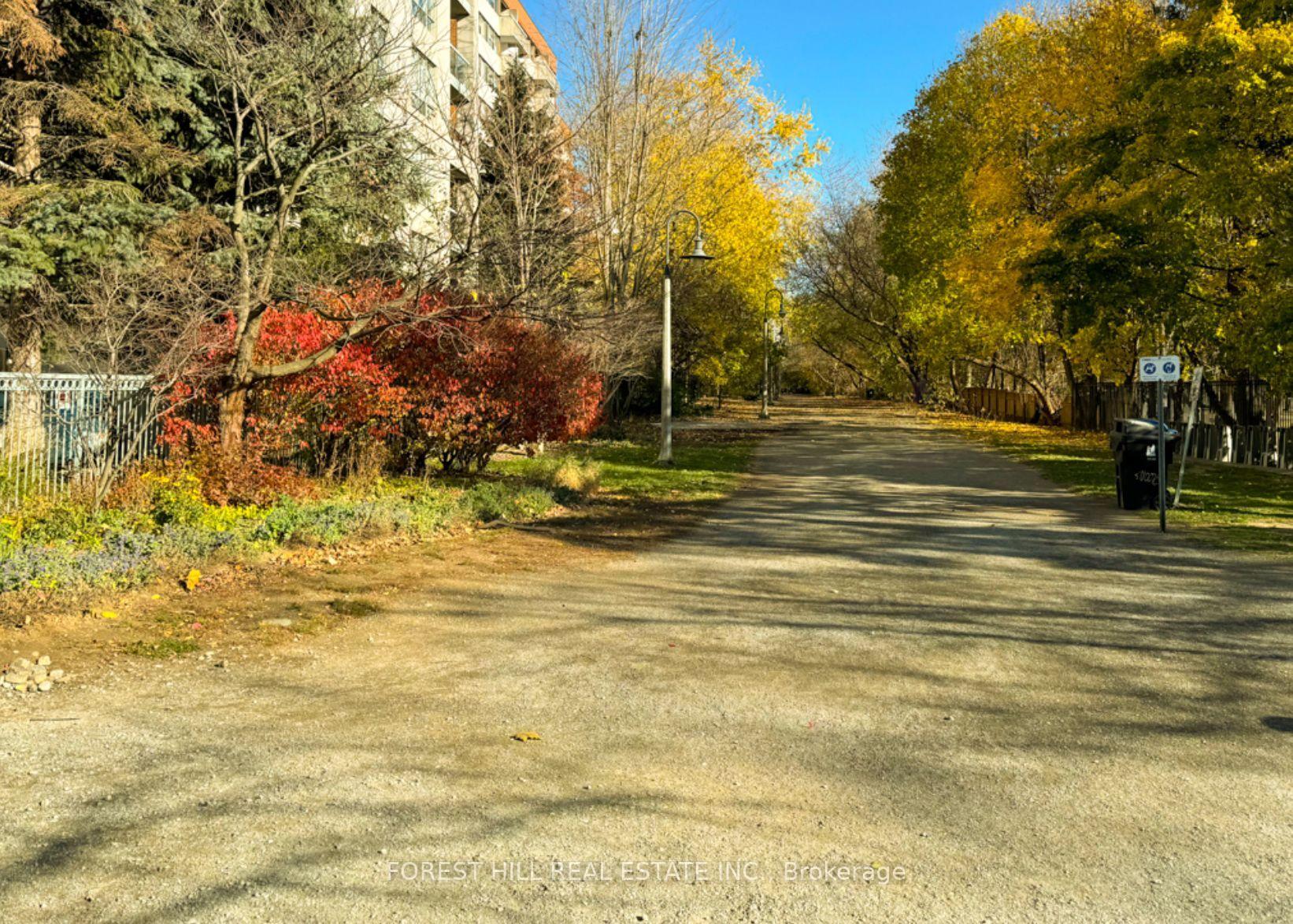 Photo 18 of Unit Lower, 166 Schell Avenue, North York, Briar Hill-Belgravia — HOMEH