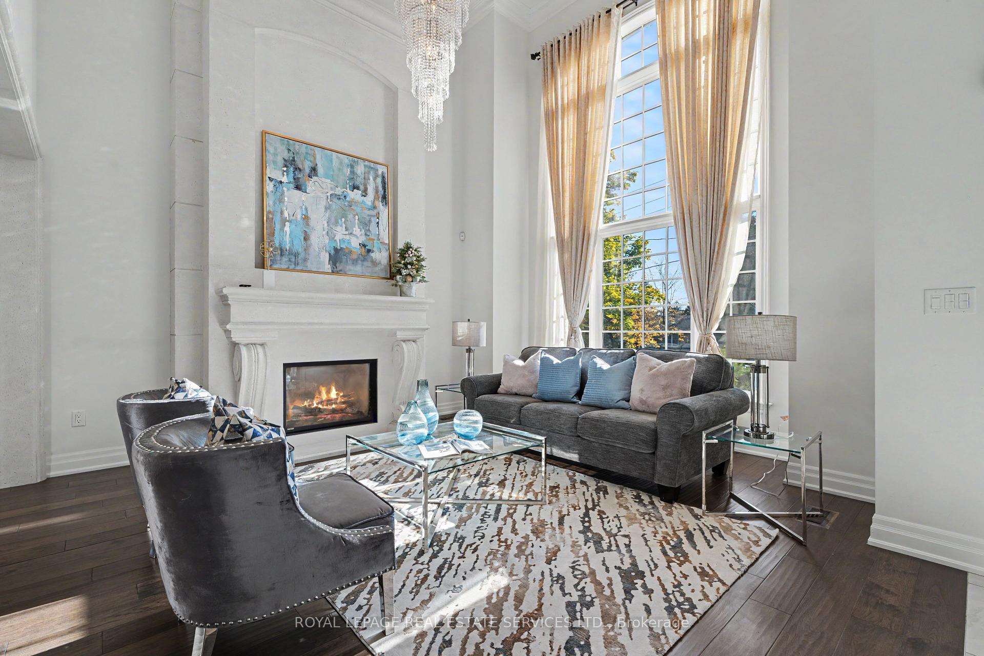 Photo 8 of 369 Lees Lane, Oakville, West — HOMEH