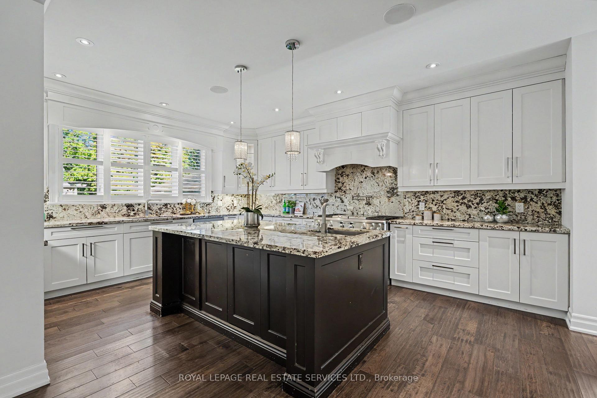 Photo 13 of 369 Lees Lane, Oakville, West — HOMEH