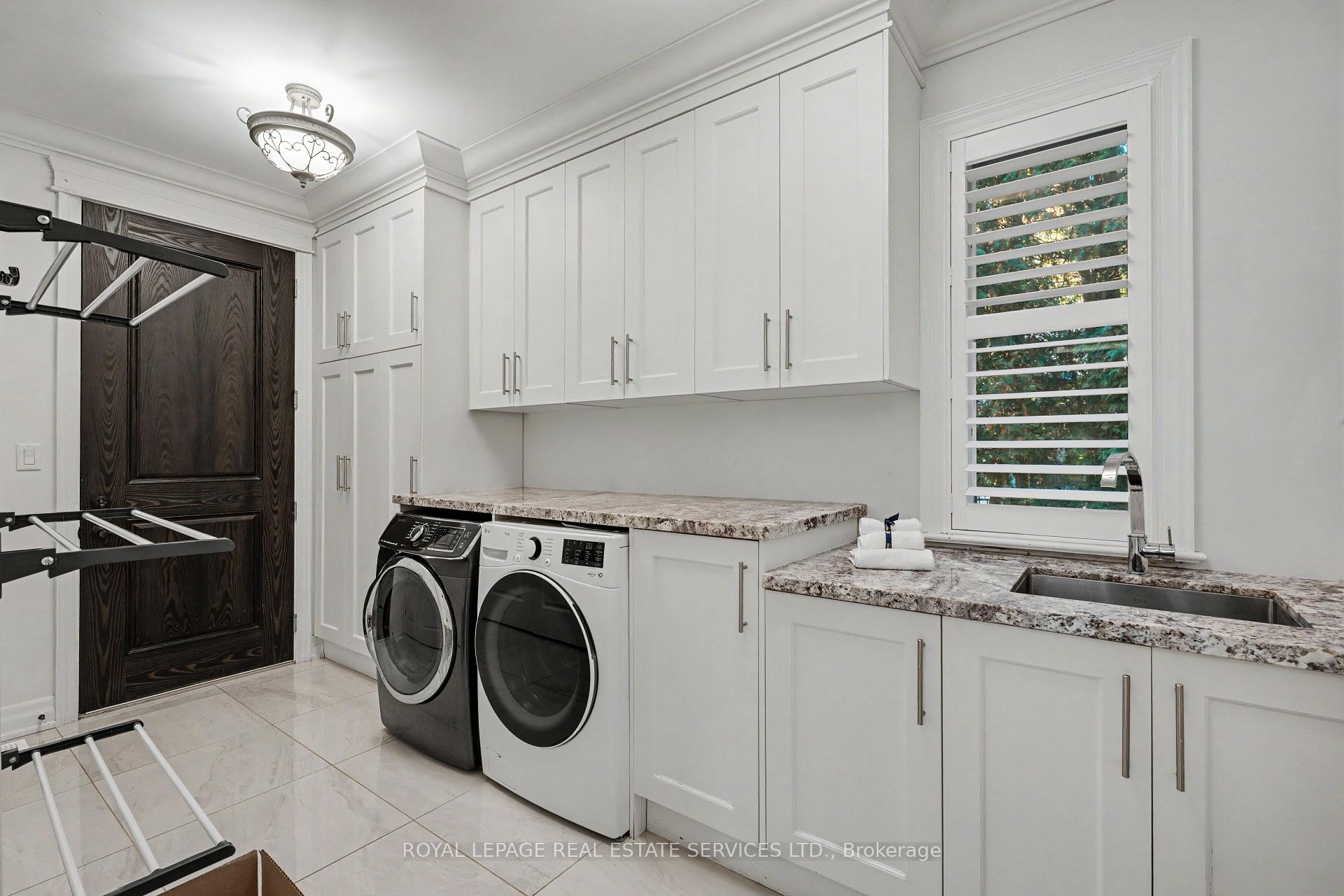 Photo 19 of 369 Lees Lane, Oakville, West — HOMEH