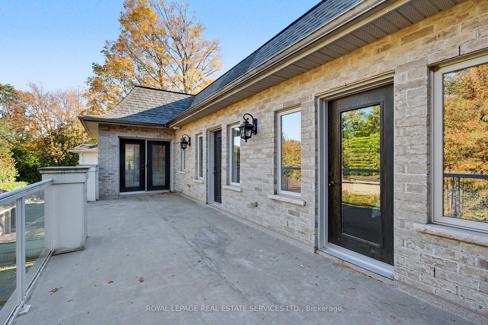Photo 24 of 369 Lees Lane, Oakville, West — HOMEH