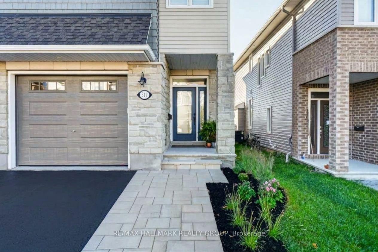 Photo 2 of 317 Kanashtage Terrace, Ottawa, Camelot — HOMEH