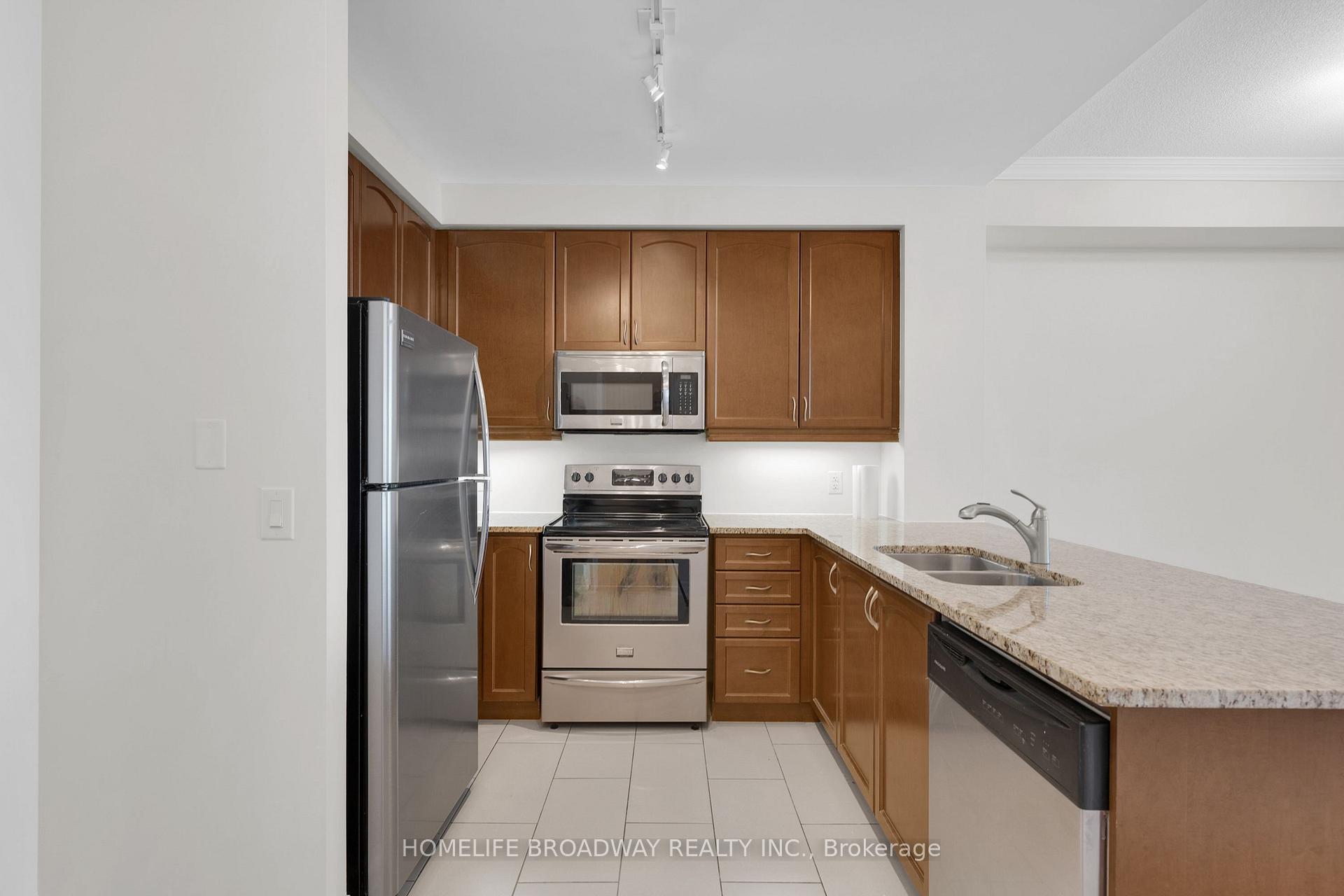 Photo 13 of Unit 2307, 100 John Street, Brampton, Downtown Brampton — HOMEH