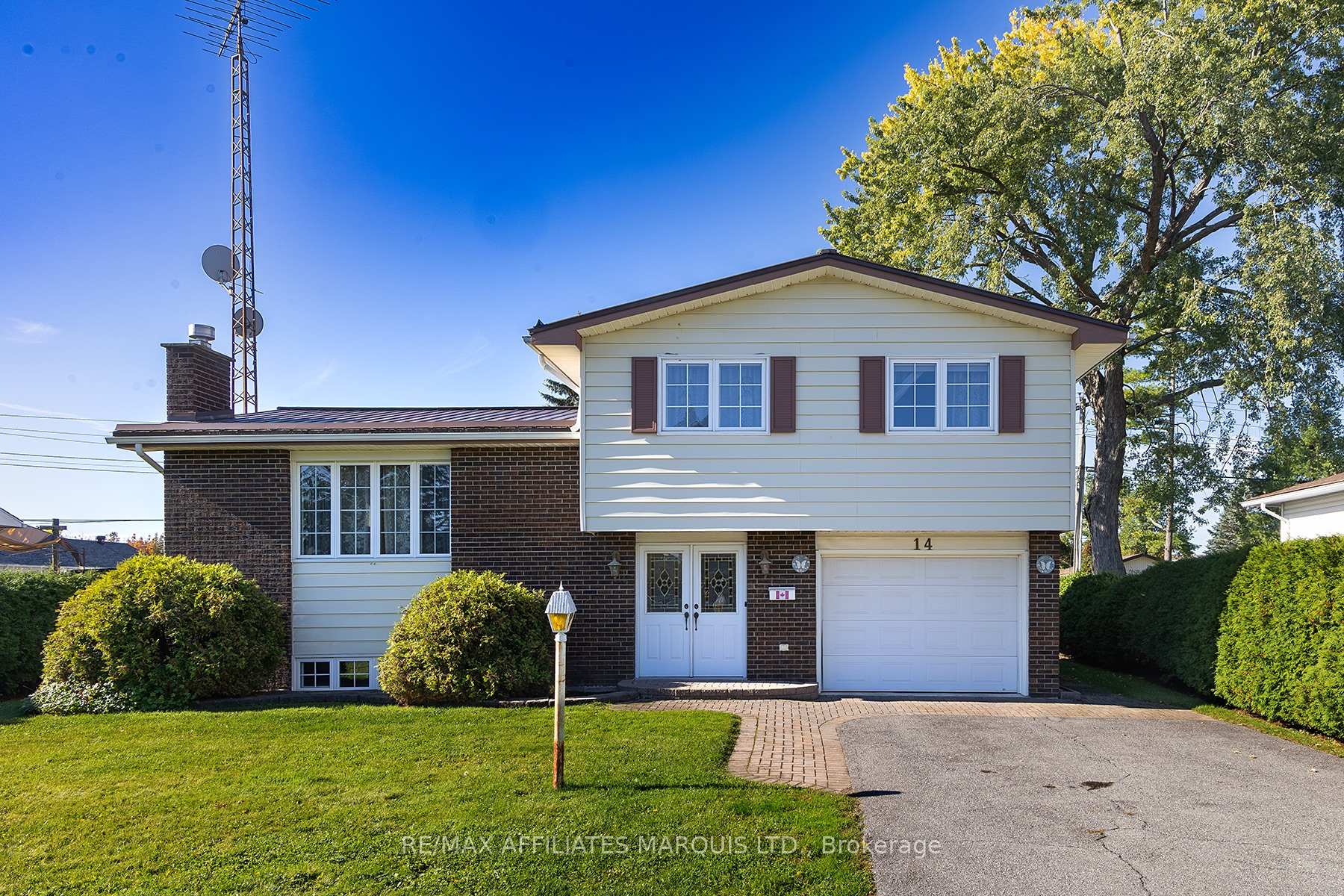Photo 3 of 14 Westwinds Drive, South Dundas, Morrisburg — HOMEH