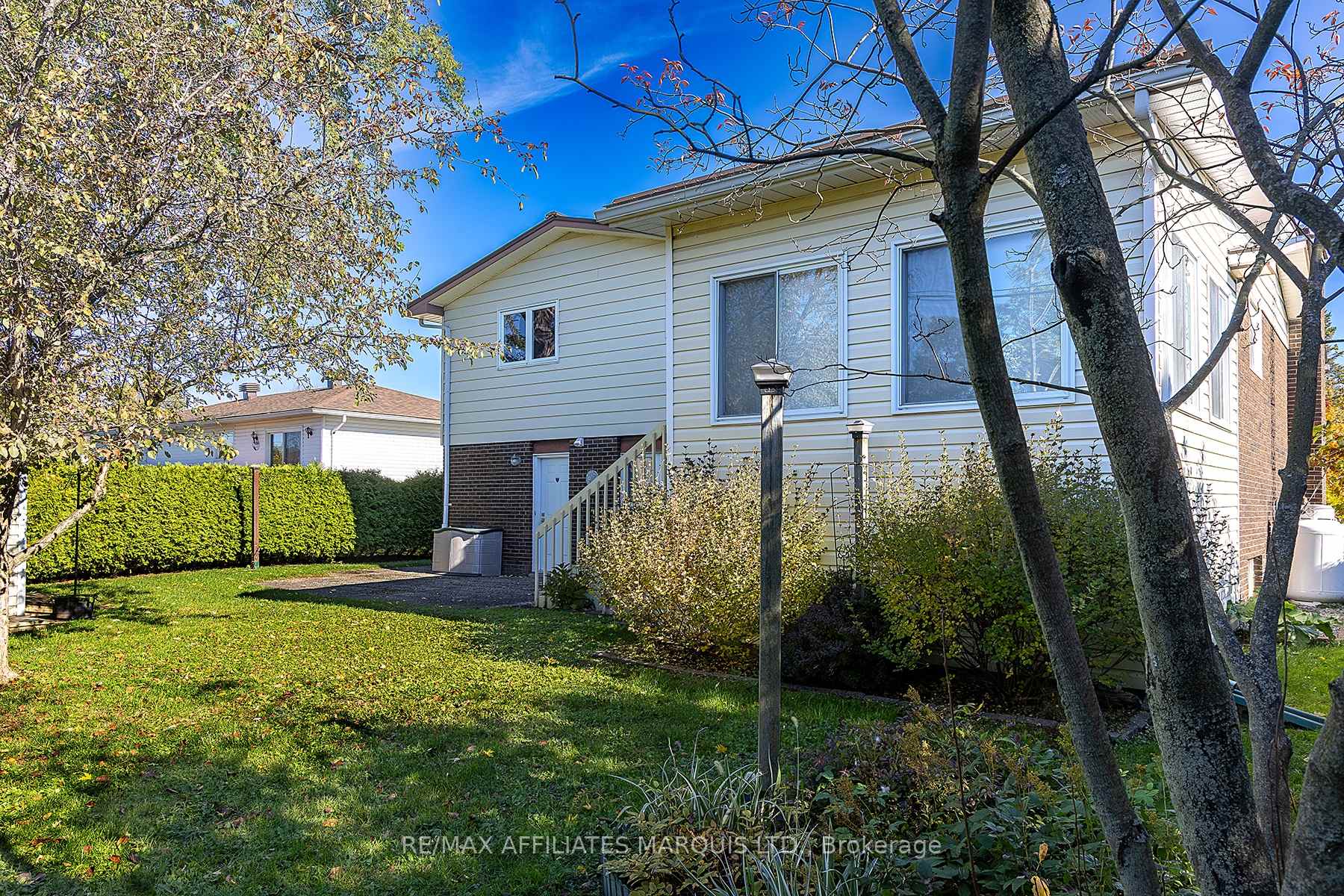 Photo 9 of 14 Westwinds Drive, South Dundas, Morrisburg — HOMEH