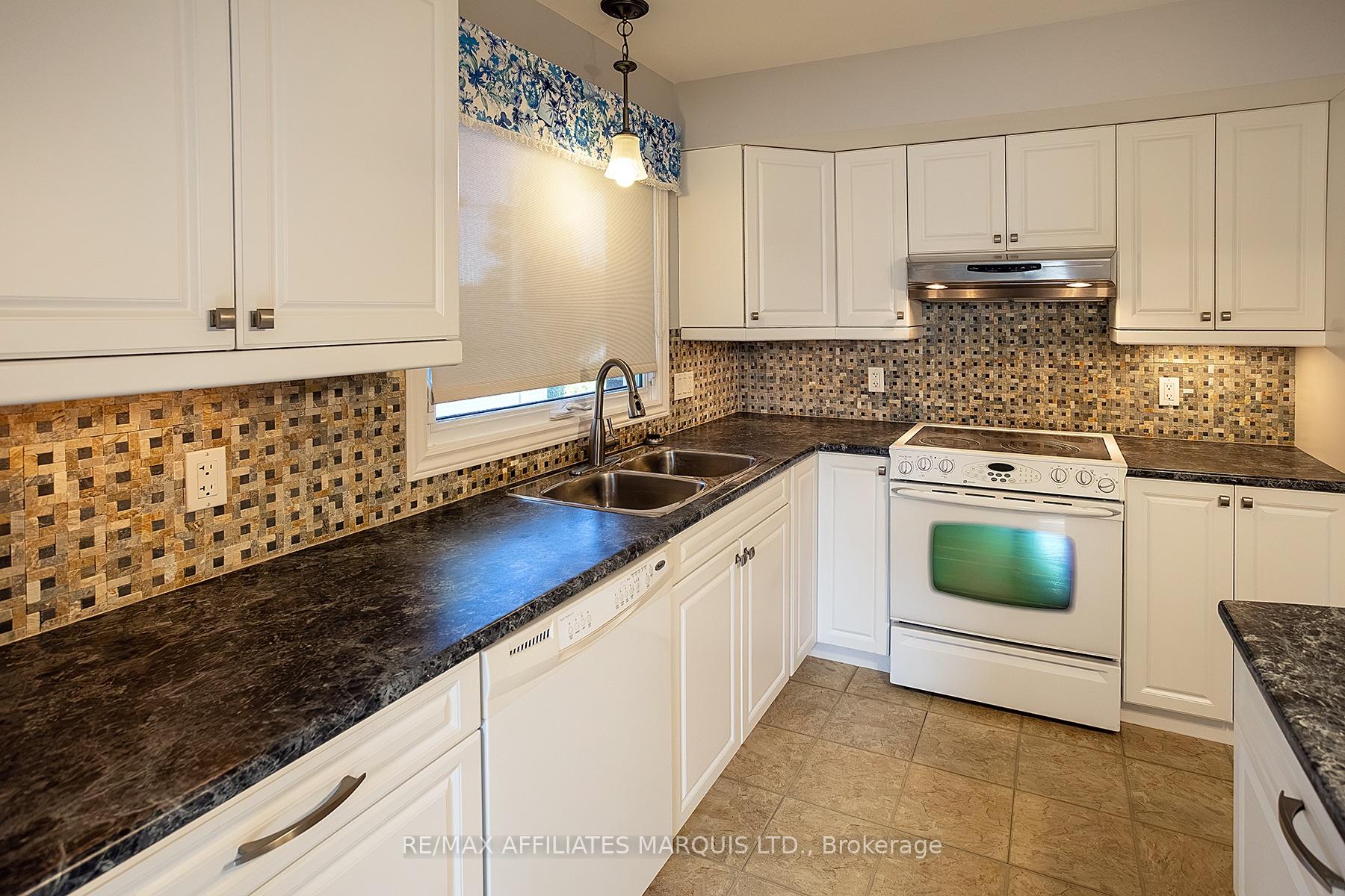 Photo 17 of 14 Westwinds Drive, South Dundas, Morrisburg — HOMEH