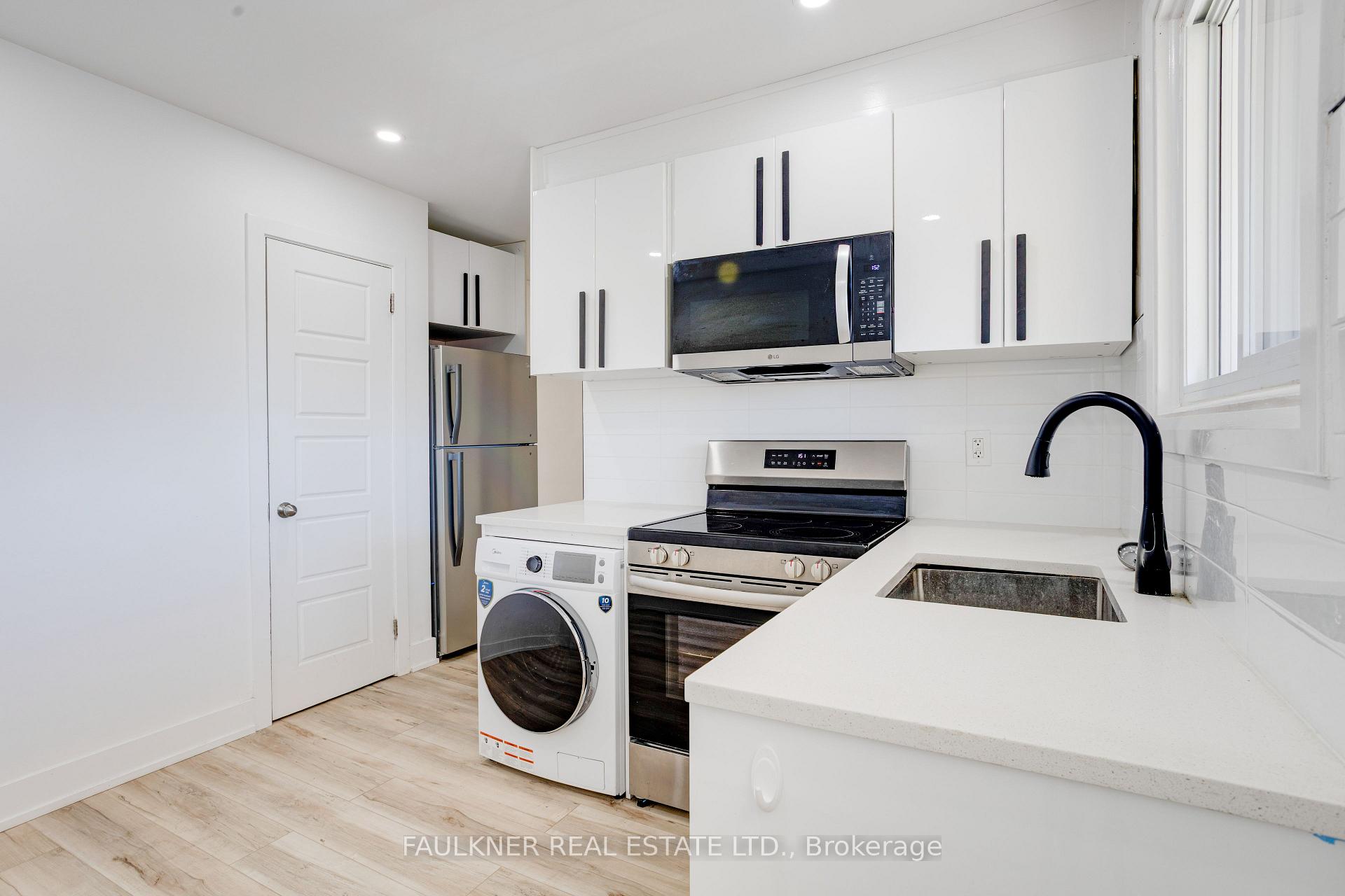 Photo 11 of Unit 6, 310 Cyr Avenue, Ottawa, Vanier — HOMEH