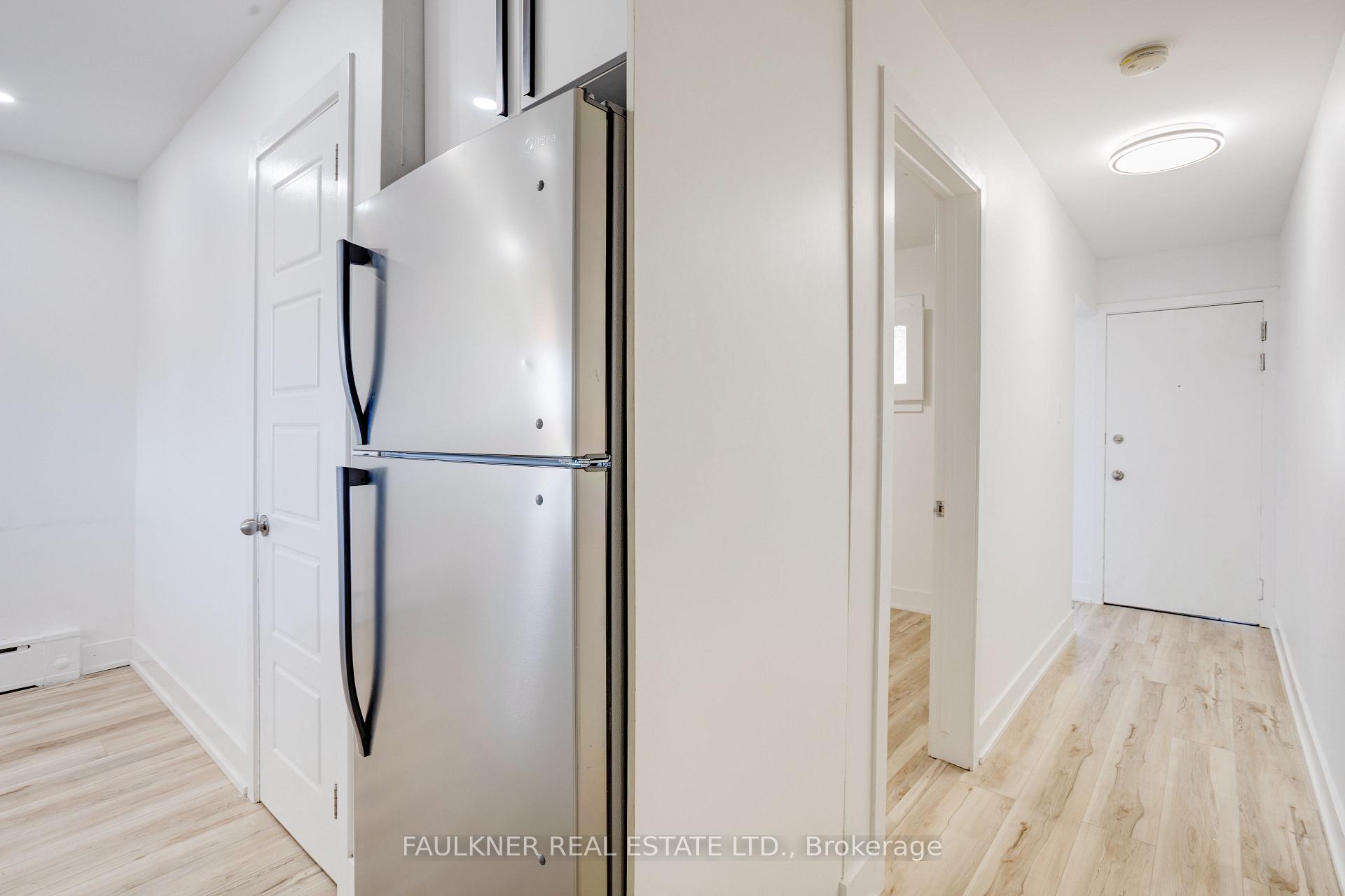 Photo 13 of Unit 6, 310 Cyr Avenue, Ottawa, Vanier — HOMEH