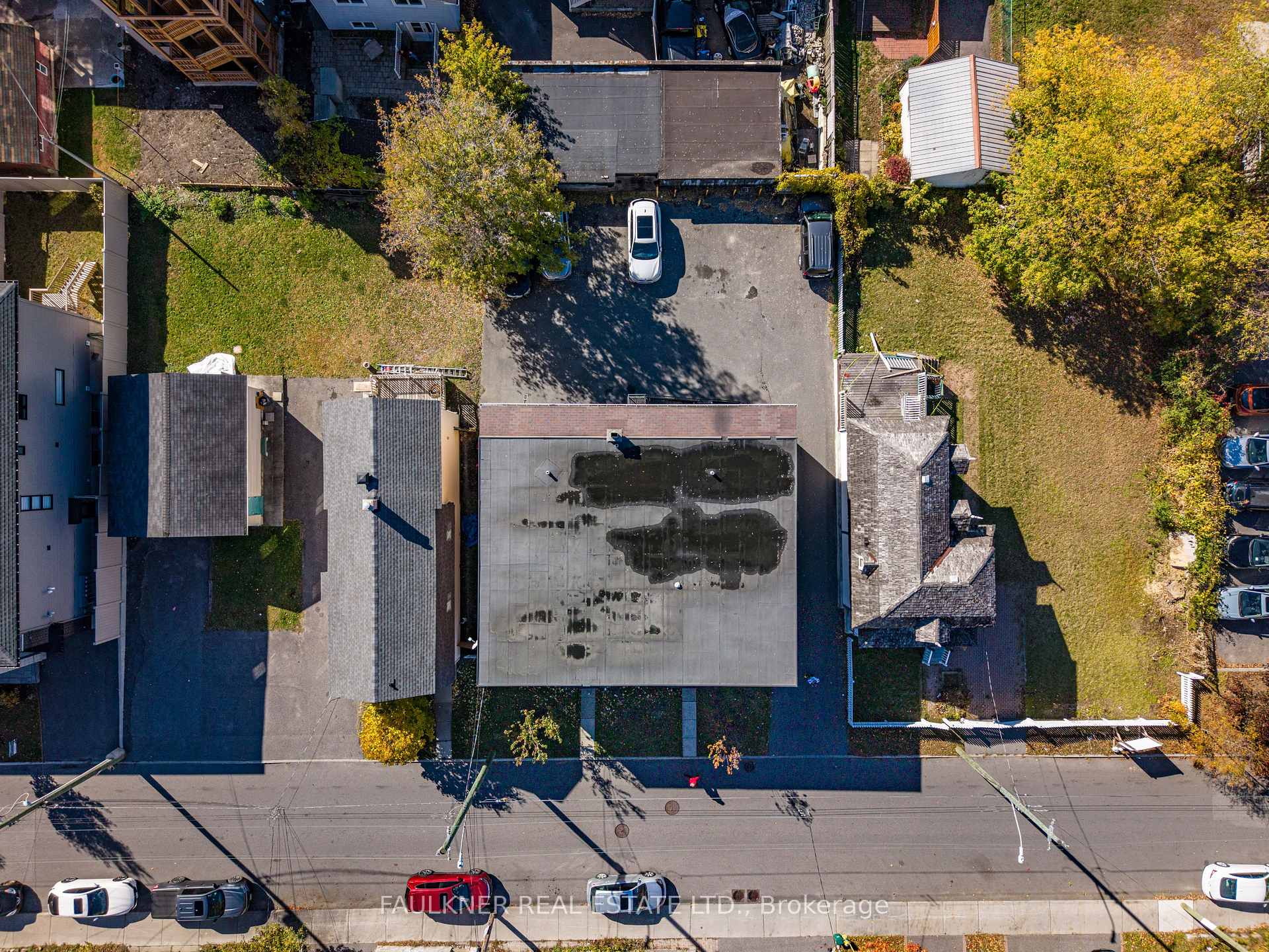 Photo 20 of Unit 6, 310 Cyr Avenue, Ottawa, Vanier — HOMEH