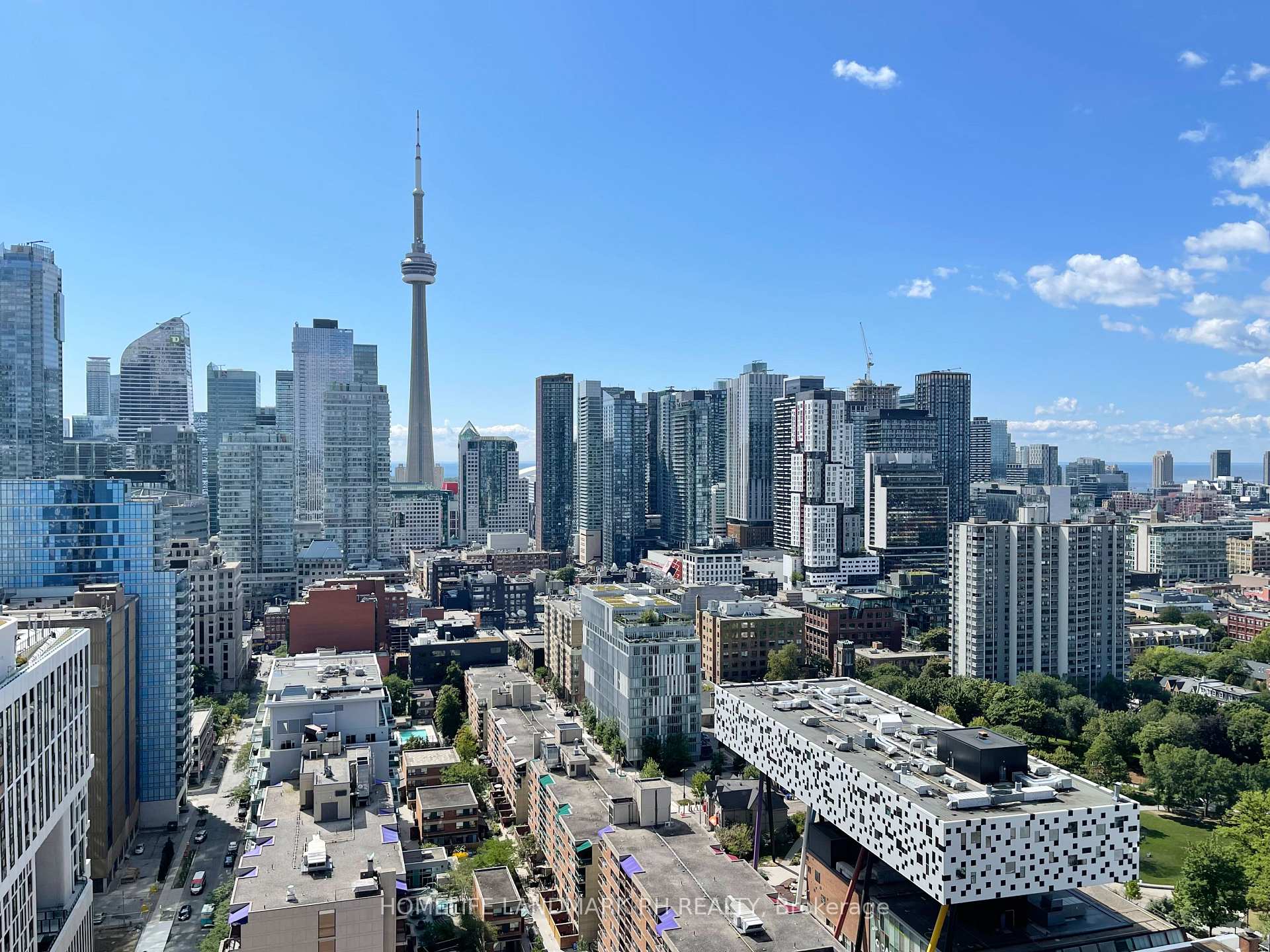 Photo 3 of Unit 2706, 280 Dundas Street W, Toronto, Kensington-Chinatown — HOMEH