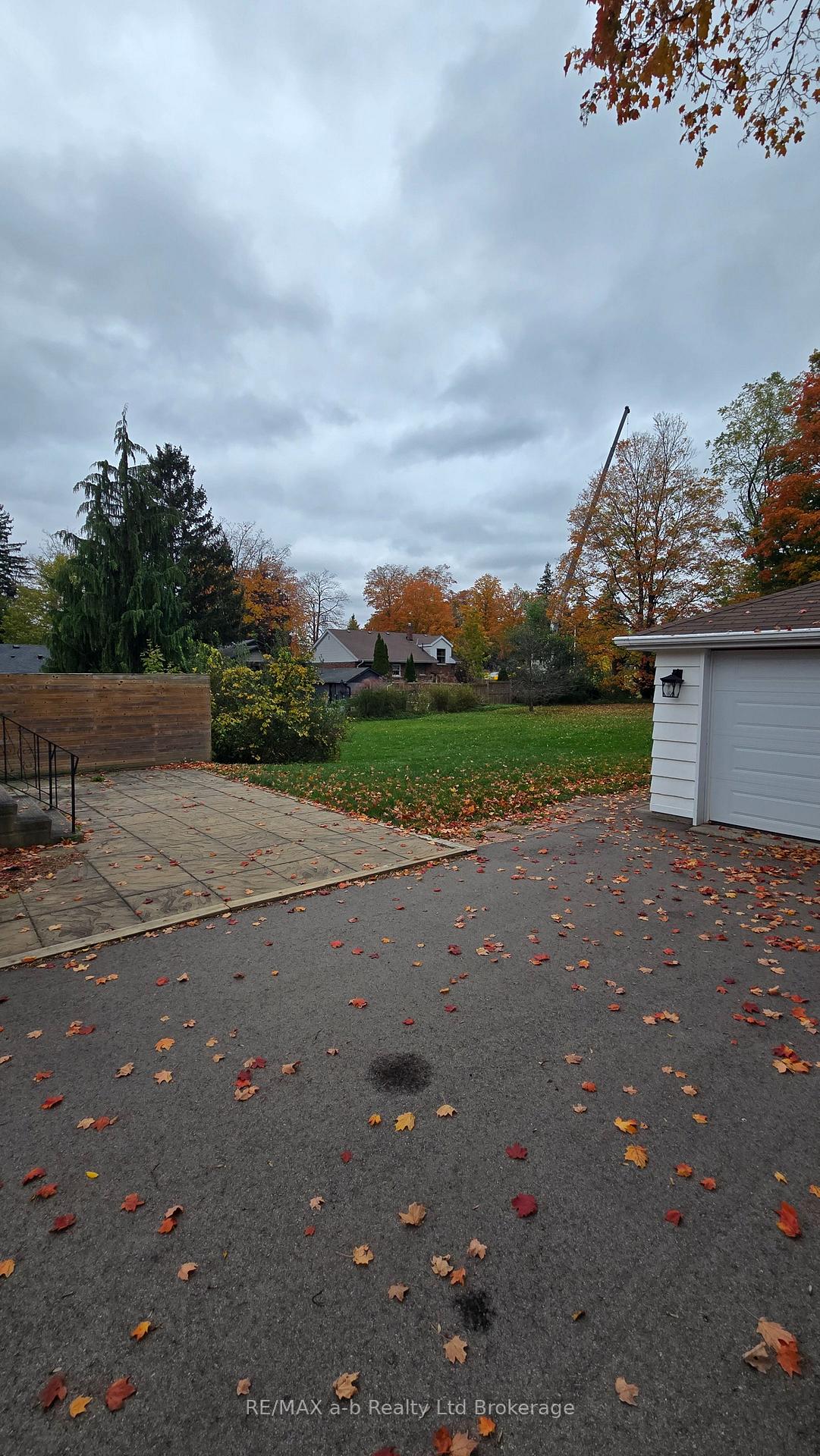 Photo 6 of 361 Vincent Street, Woodstock, Woodstock - North — HOMEH