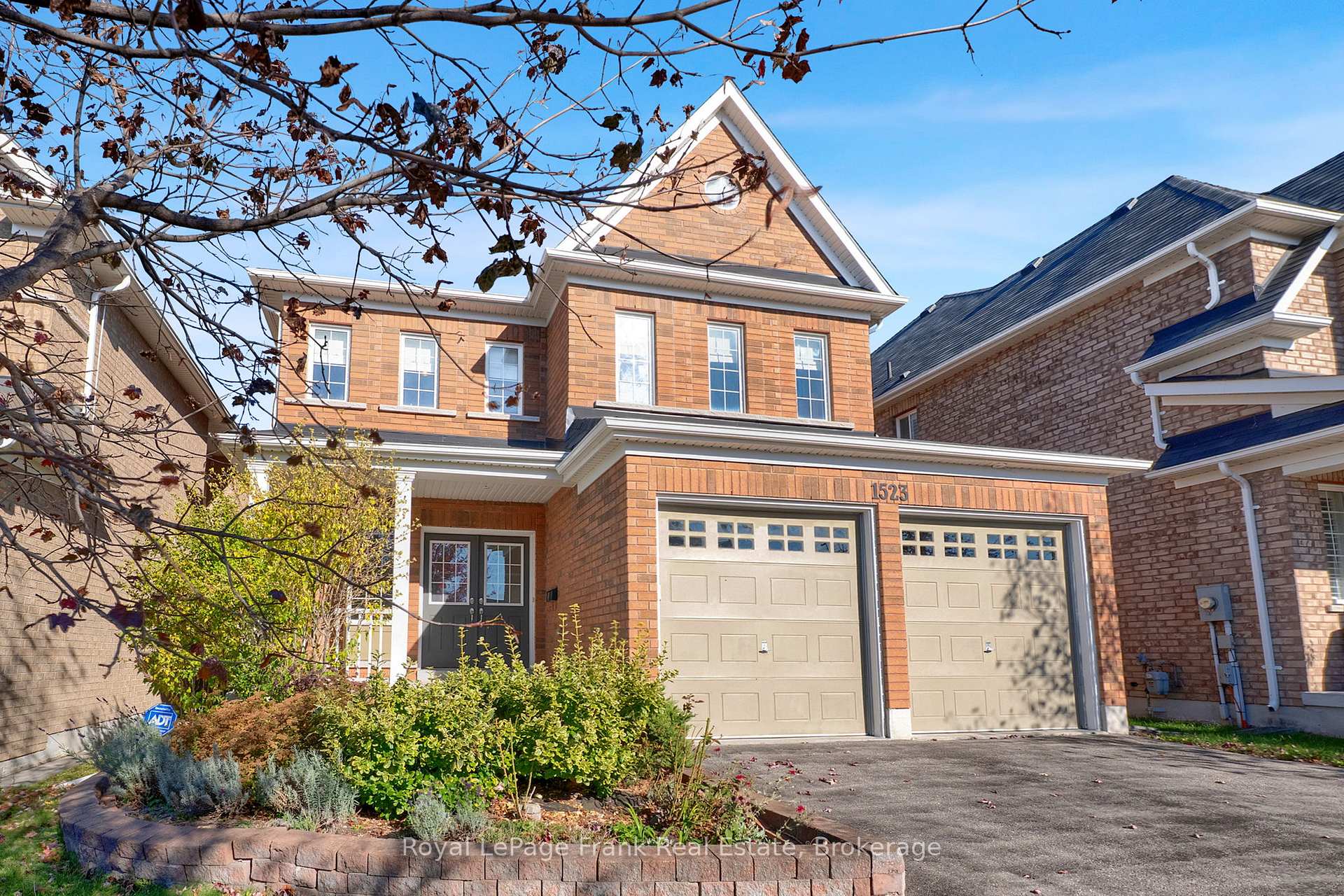 Photo 1 of 1523 Dunedin Crescent, Oshawa, Taunton — HOMEH