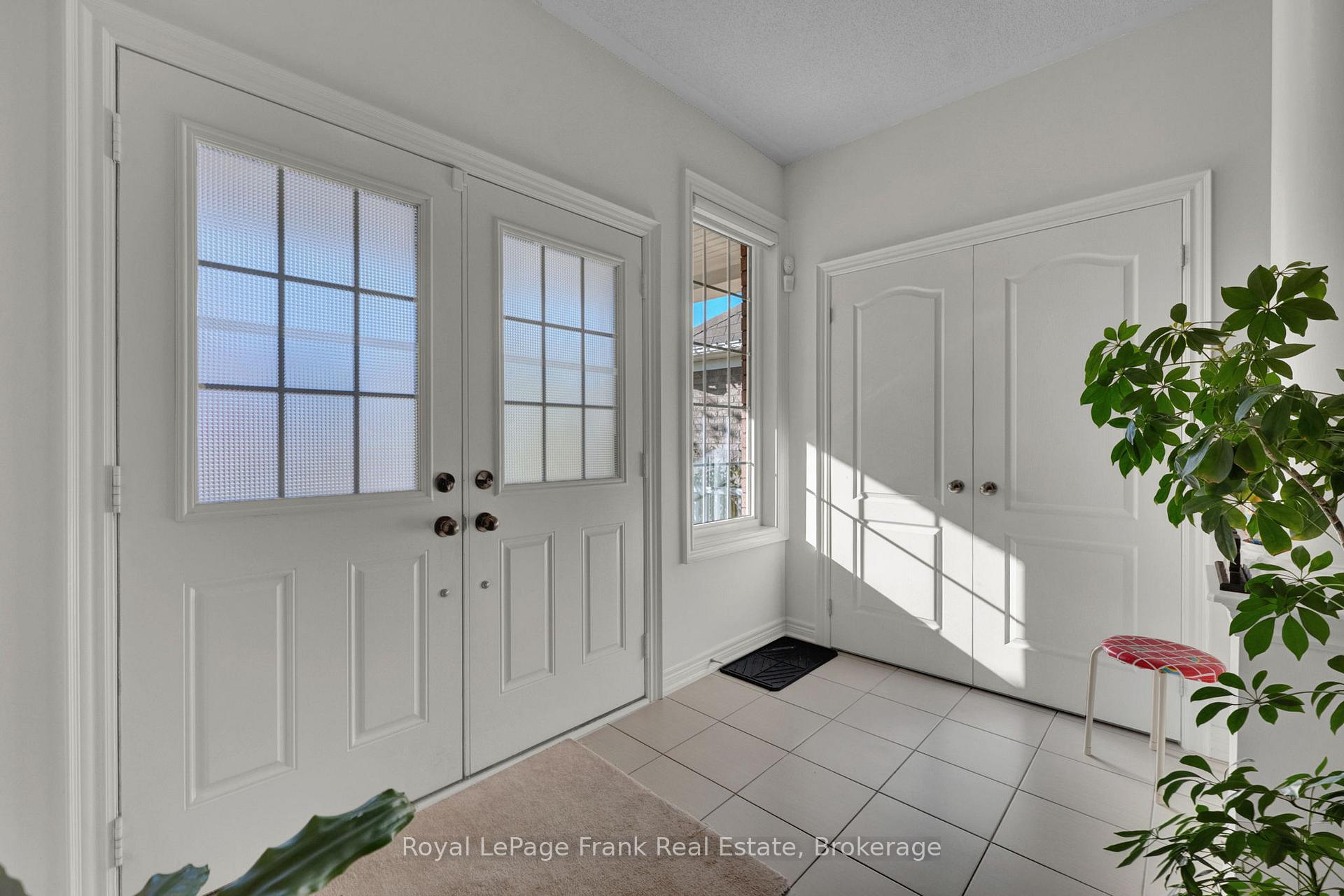 Photo 2 of 1523 Dunedin Crescent, Oshawa, Taunton — HOMEH