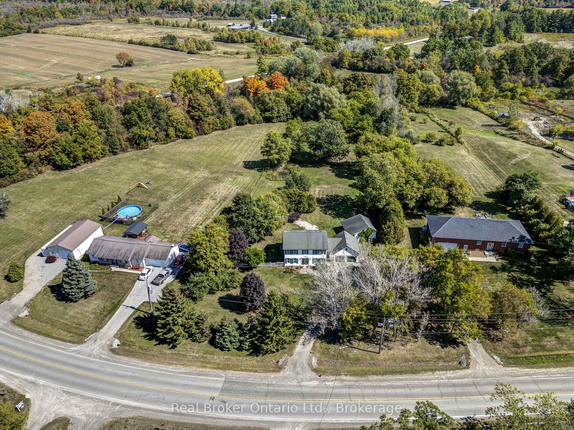 Photo 2 of 849 Caistorville Road, West Lincoln, West Lincoln — HOMEH