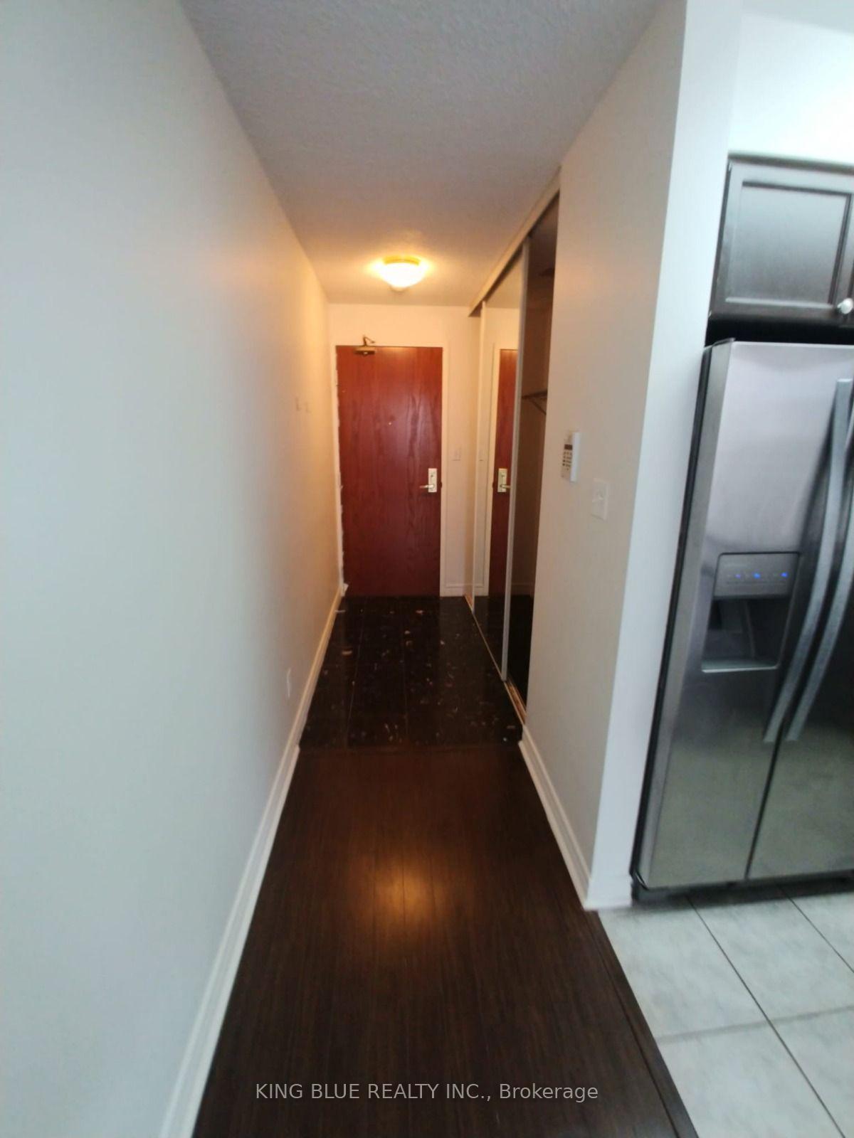 Photo 2 of Unit 2001, 28 Empress Avenue, North York, Willowdale East — HOMEH