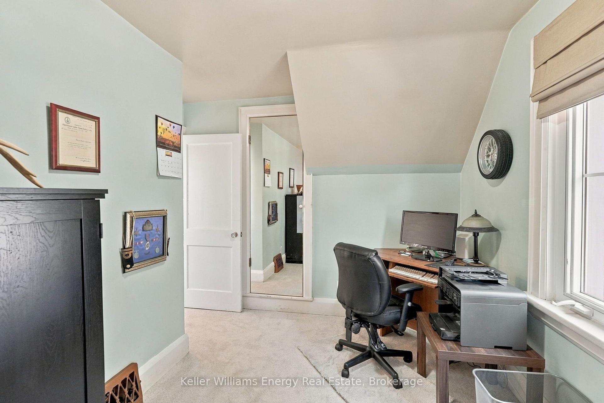 Photo 23 of 256 Grooms Avenue, Oshawa, O'Neill — HOMEH
