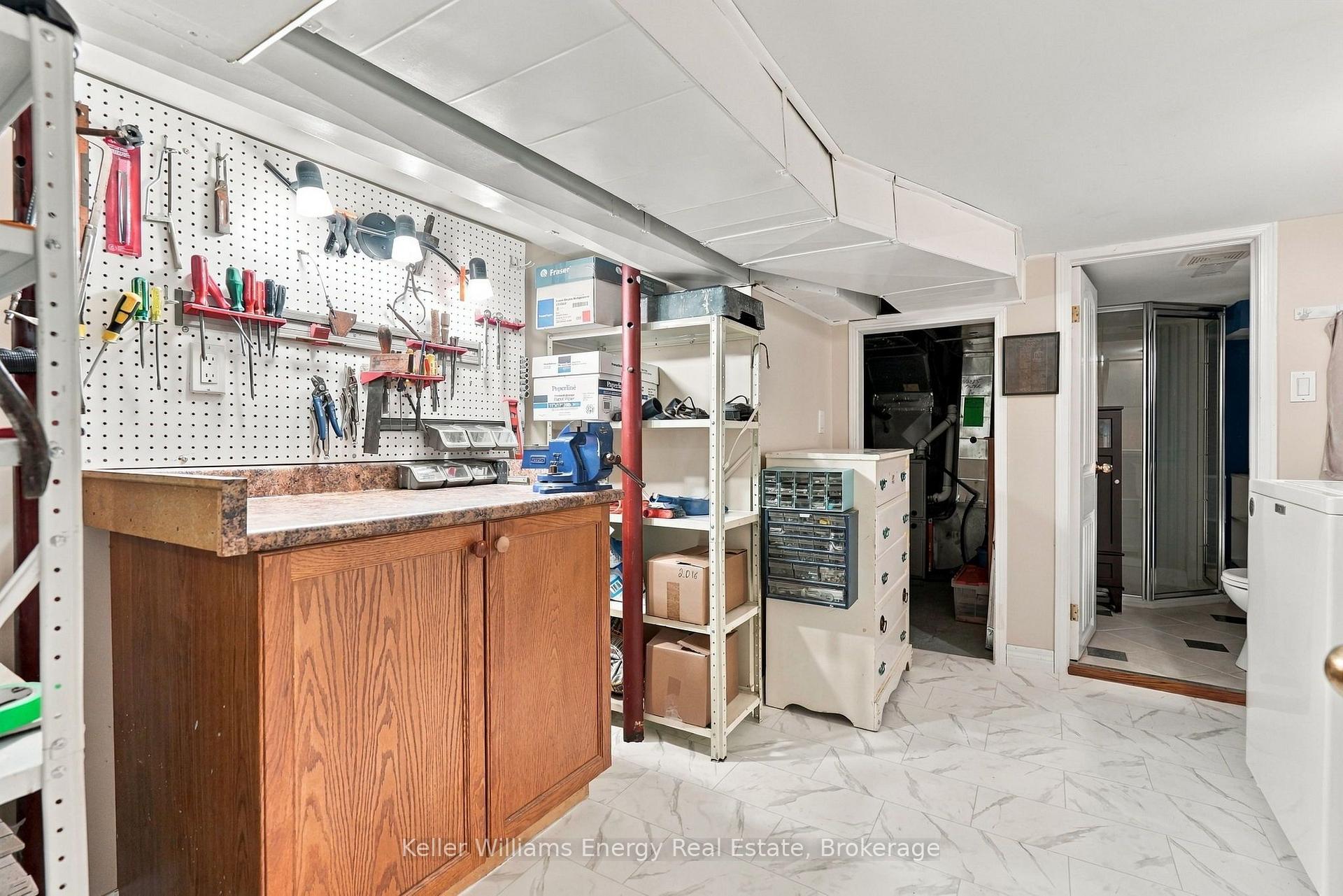 Photo 31 of 256 Grooms Avenue, Oshawa, O'Neill — HOMEH