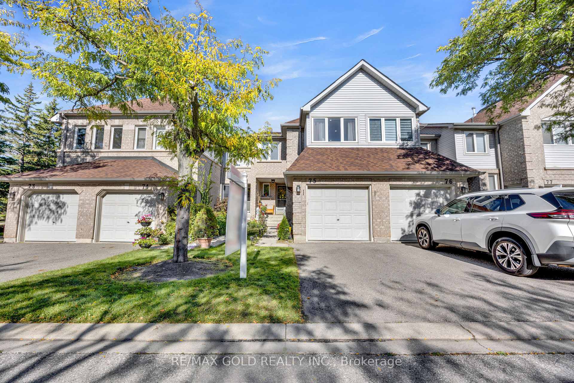 Photo 2 of Unit 75, 2555 Thomas Street, Mississauga, Central Erin Mills — HOMEH